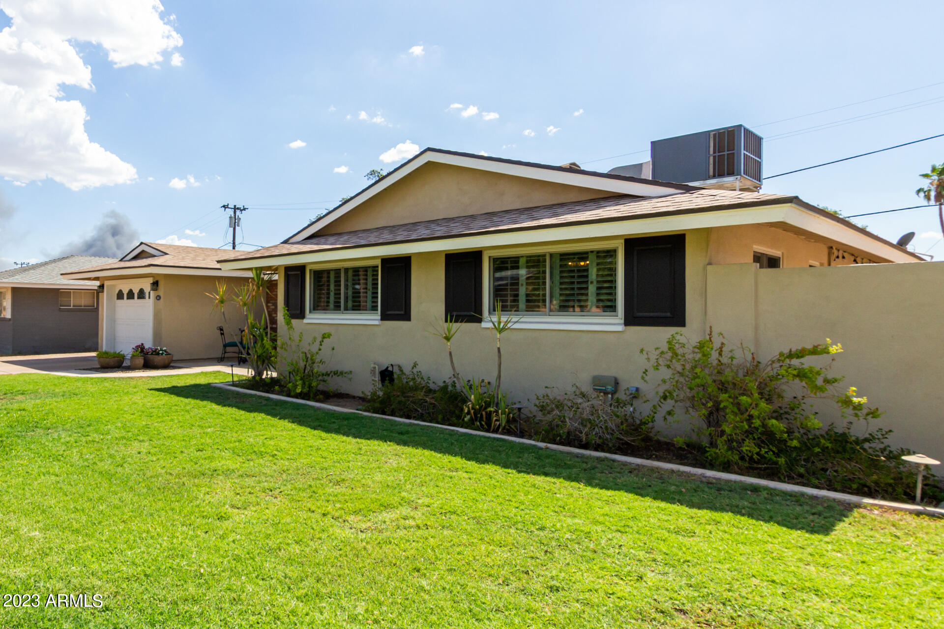 2440 N 19TH Drive