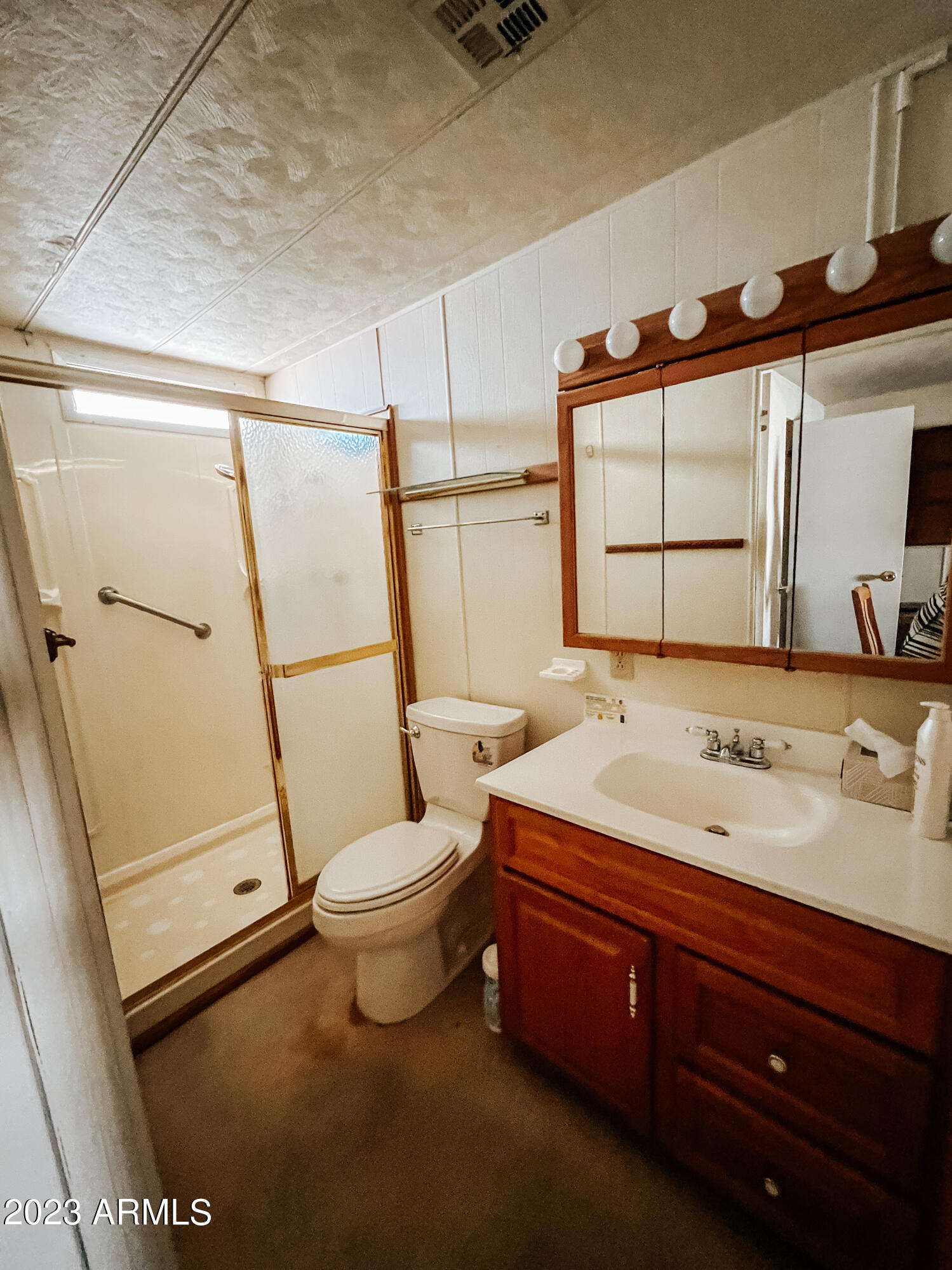 120 N Val Vista Drive # 137