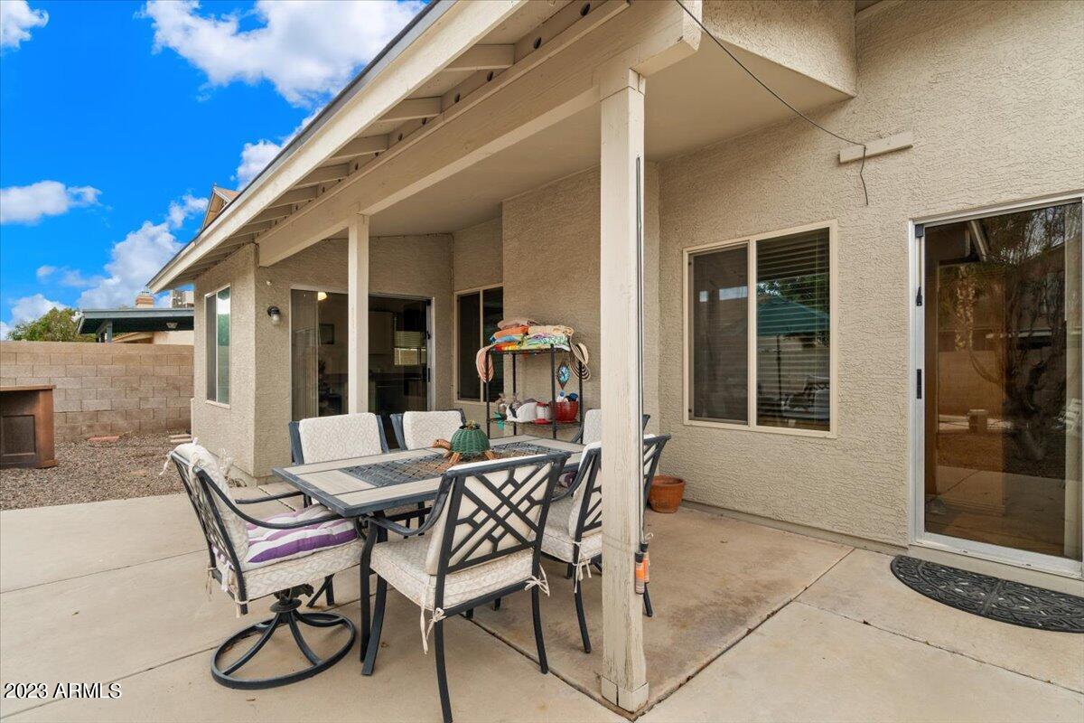 4116 W WHISPERING WIND Drive