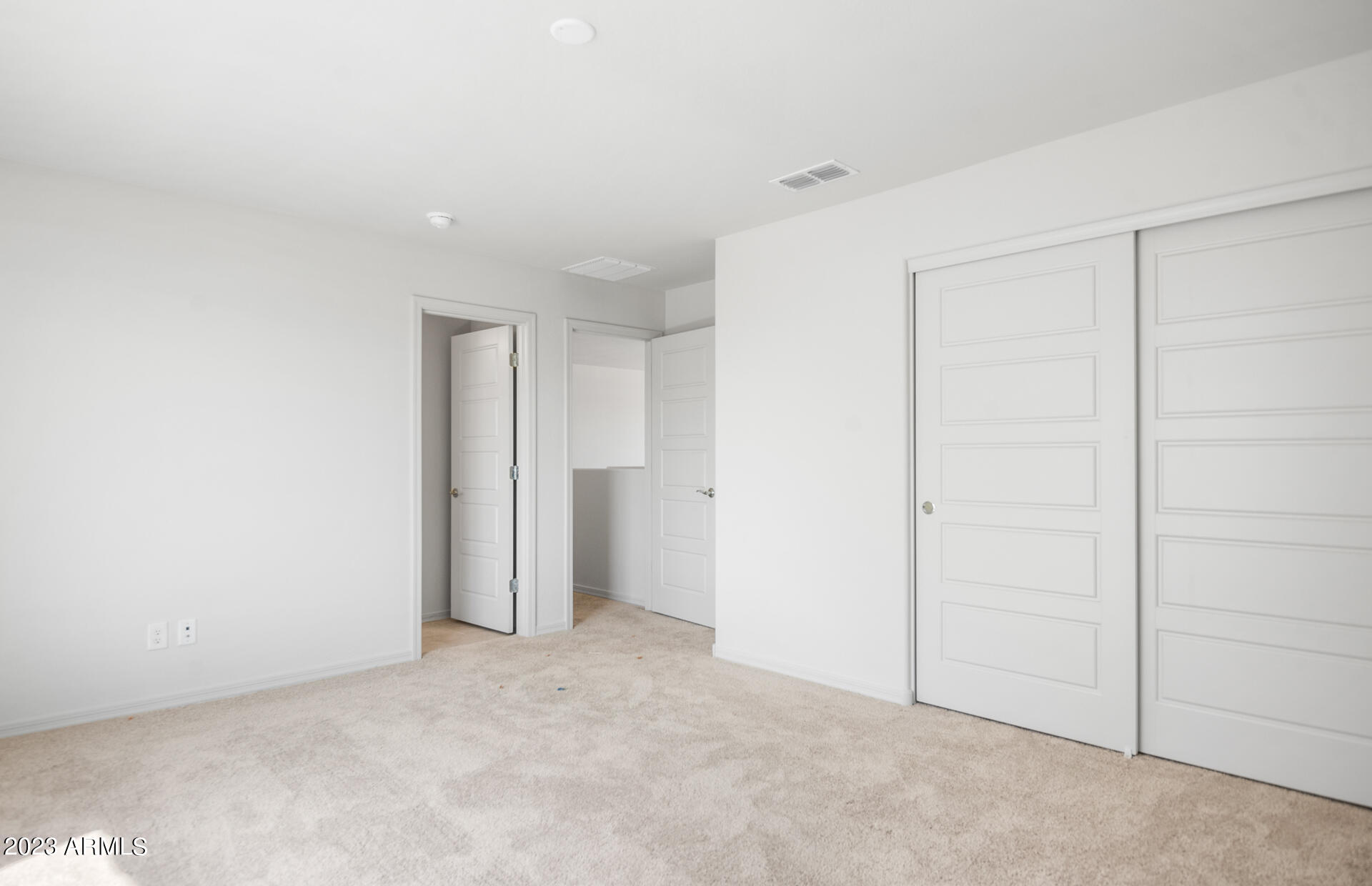 1511 W Sabel Court
