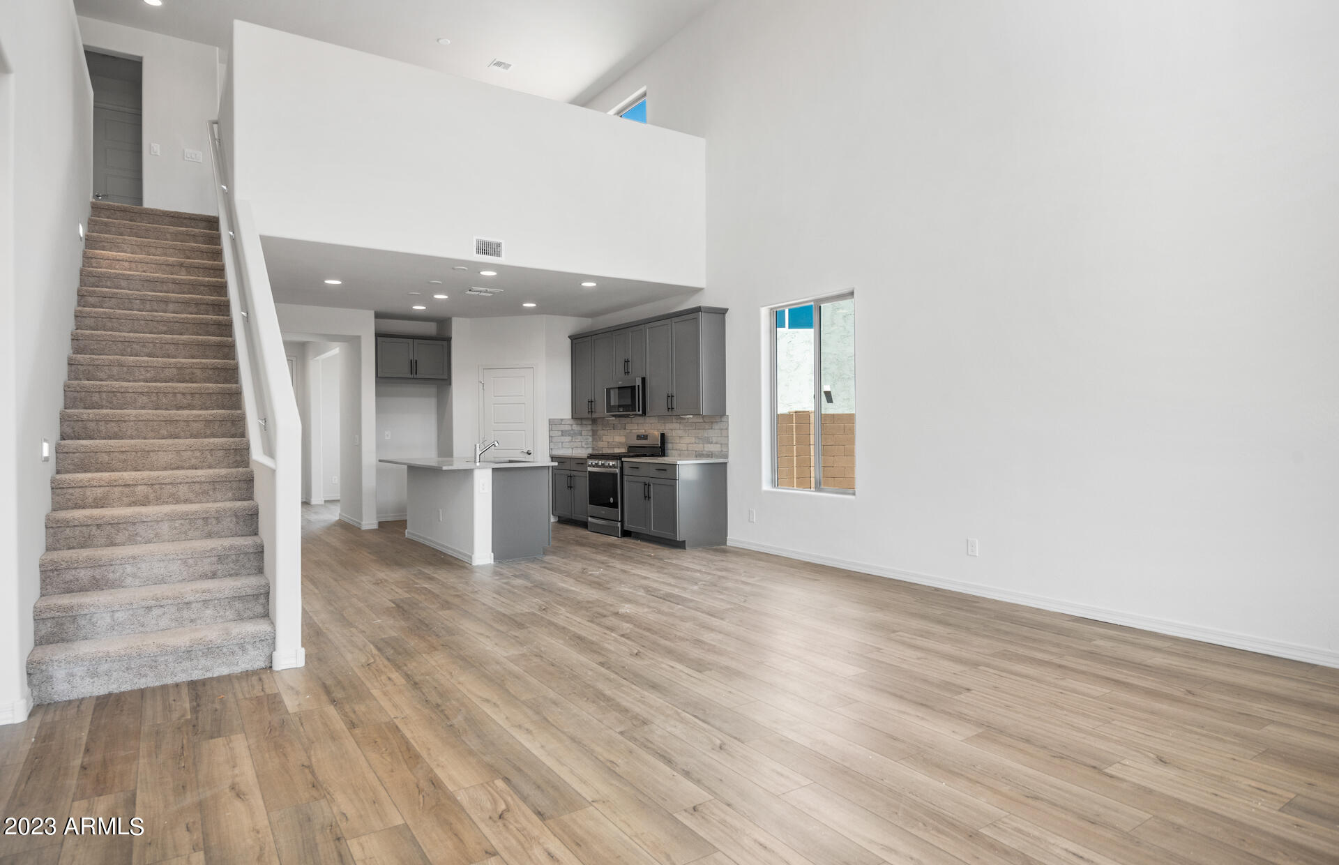 1511 W Sabel Court