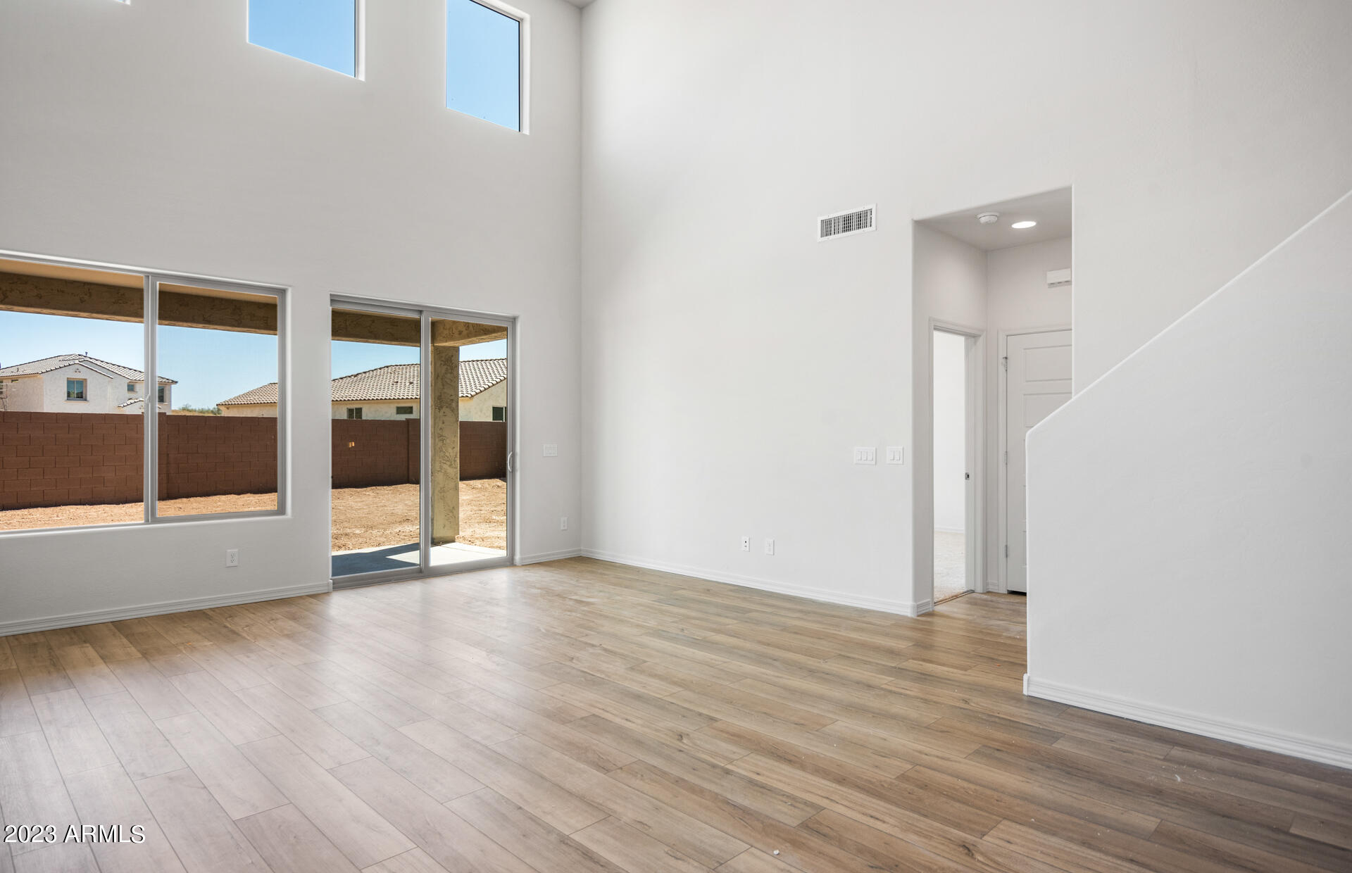 1511 W Sabel Court