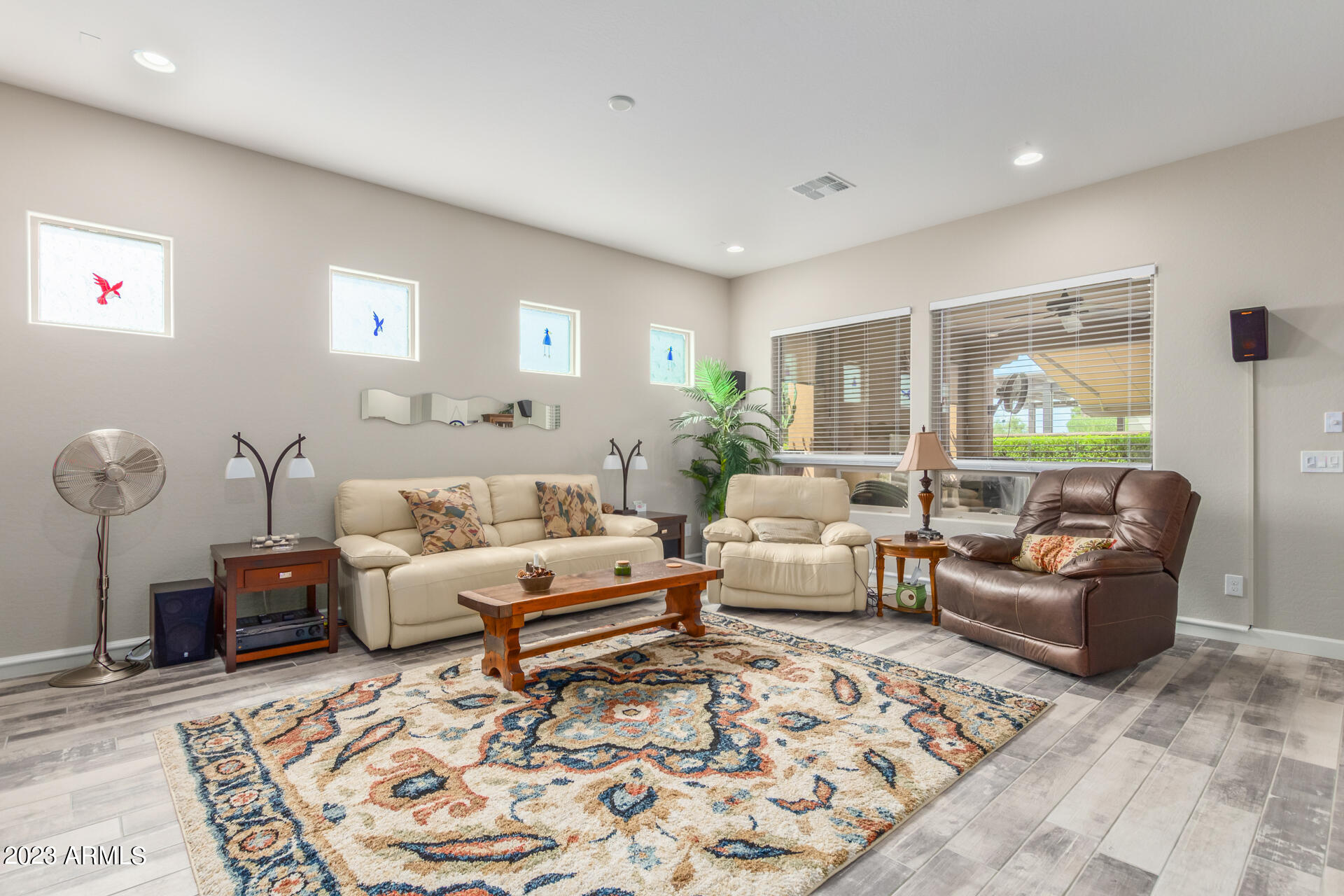 40 E CAMELLIA Way