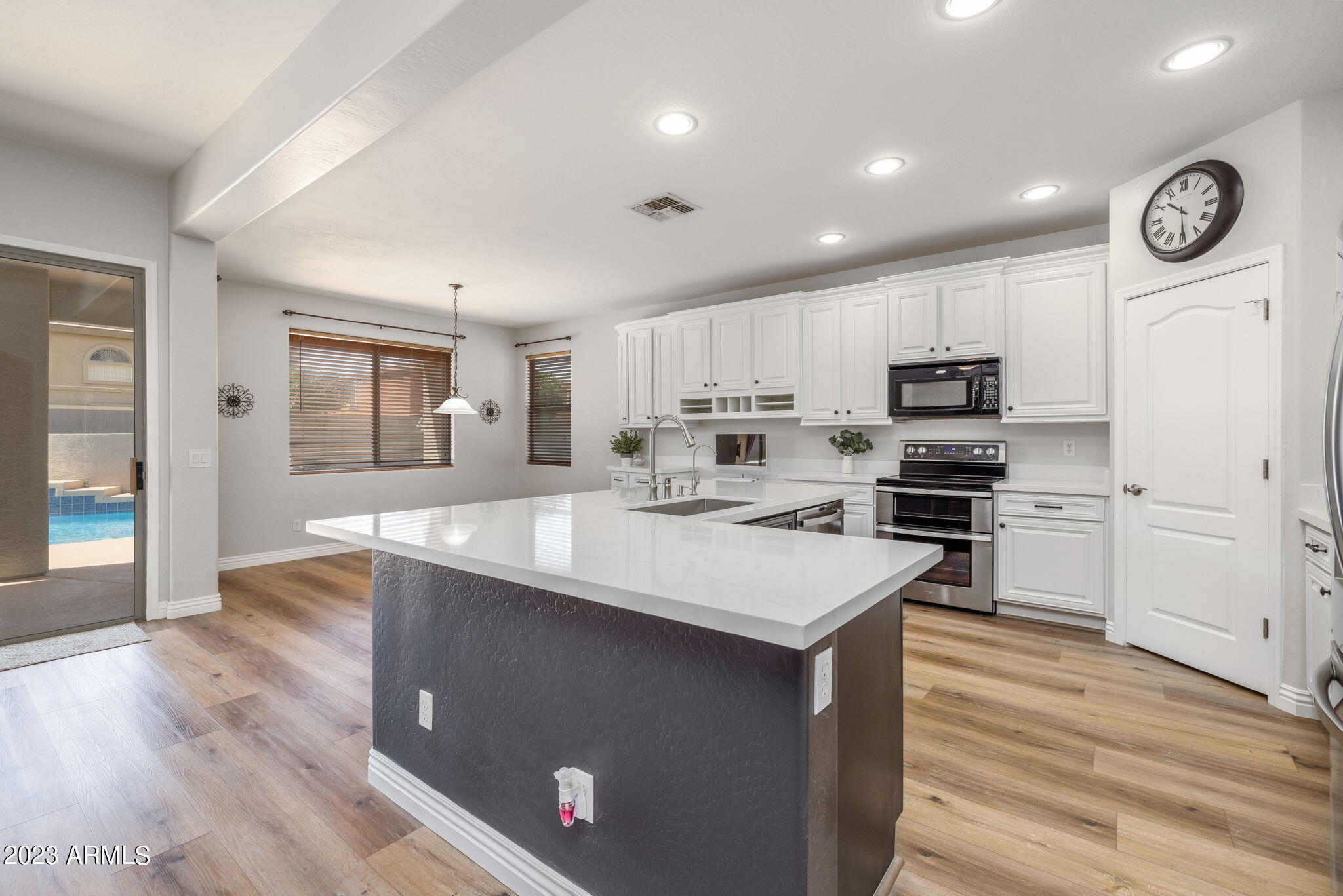 11319 E STEARN Avenue