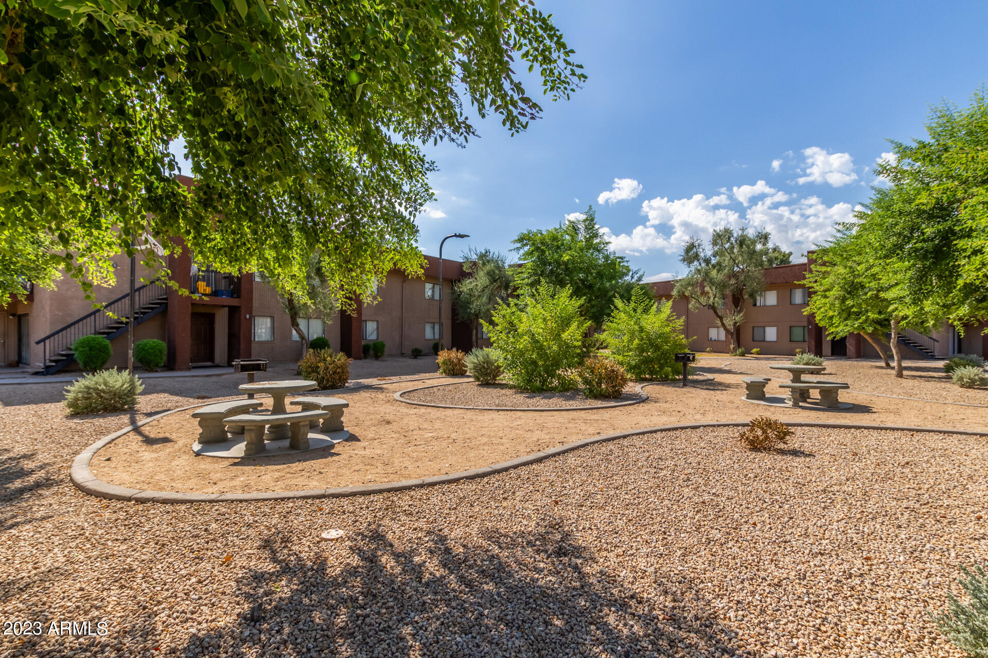 3810 N MARYVALE Parkway, 1018