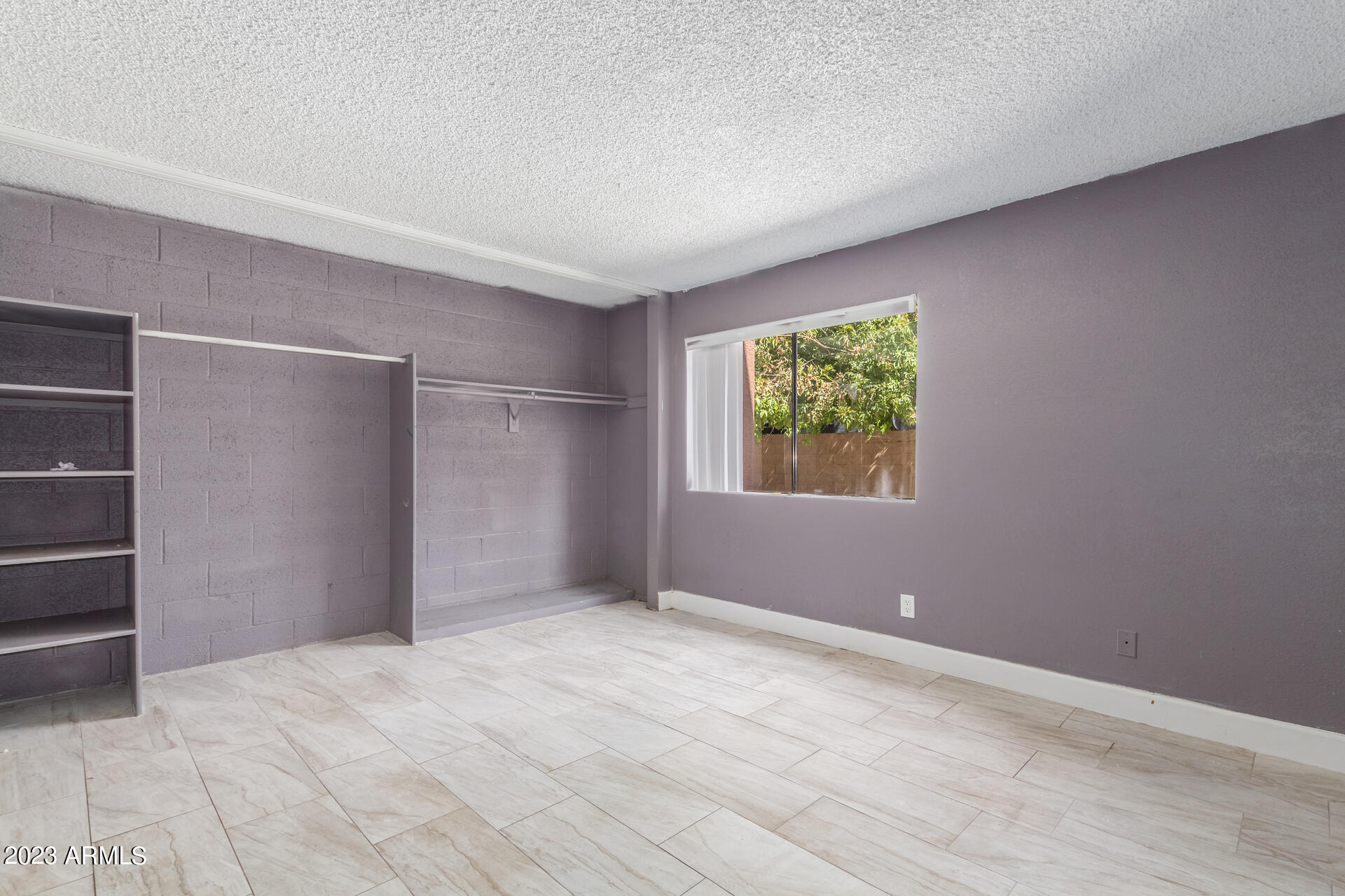 3810 N MARYVALE Parkway, 1018