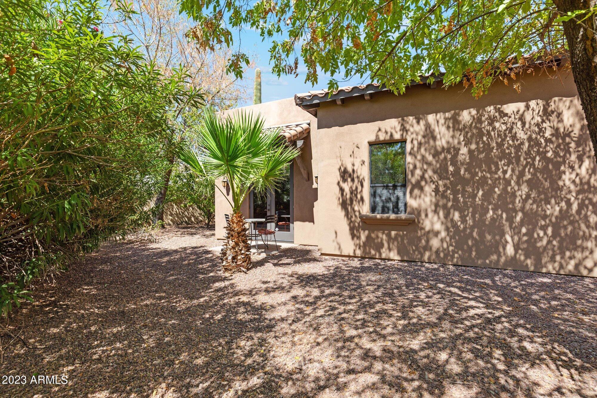 12768 N WINDROSE Drive