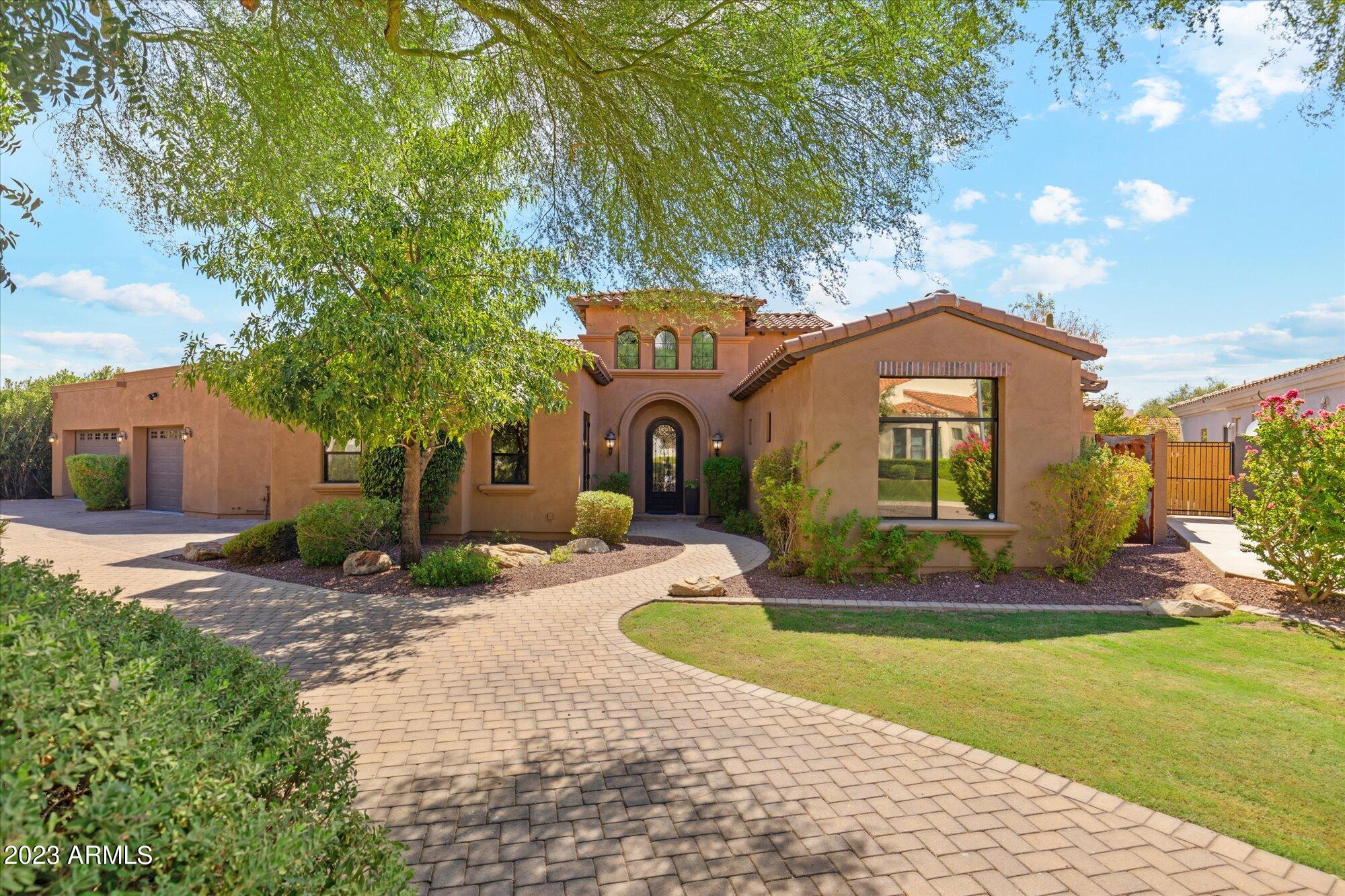 12768 N WINDROSE Drive