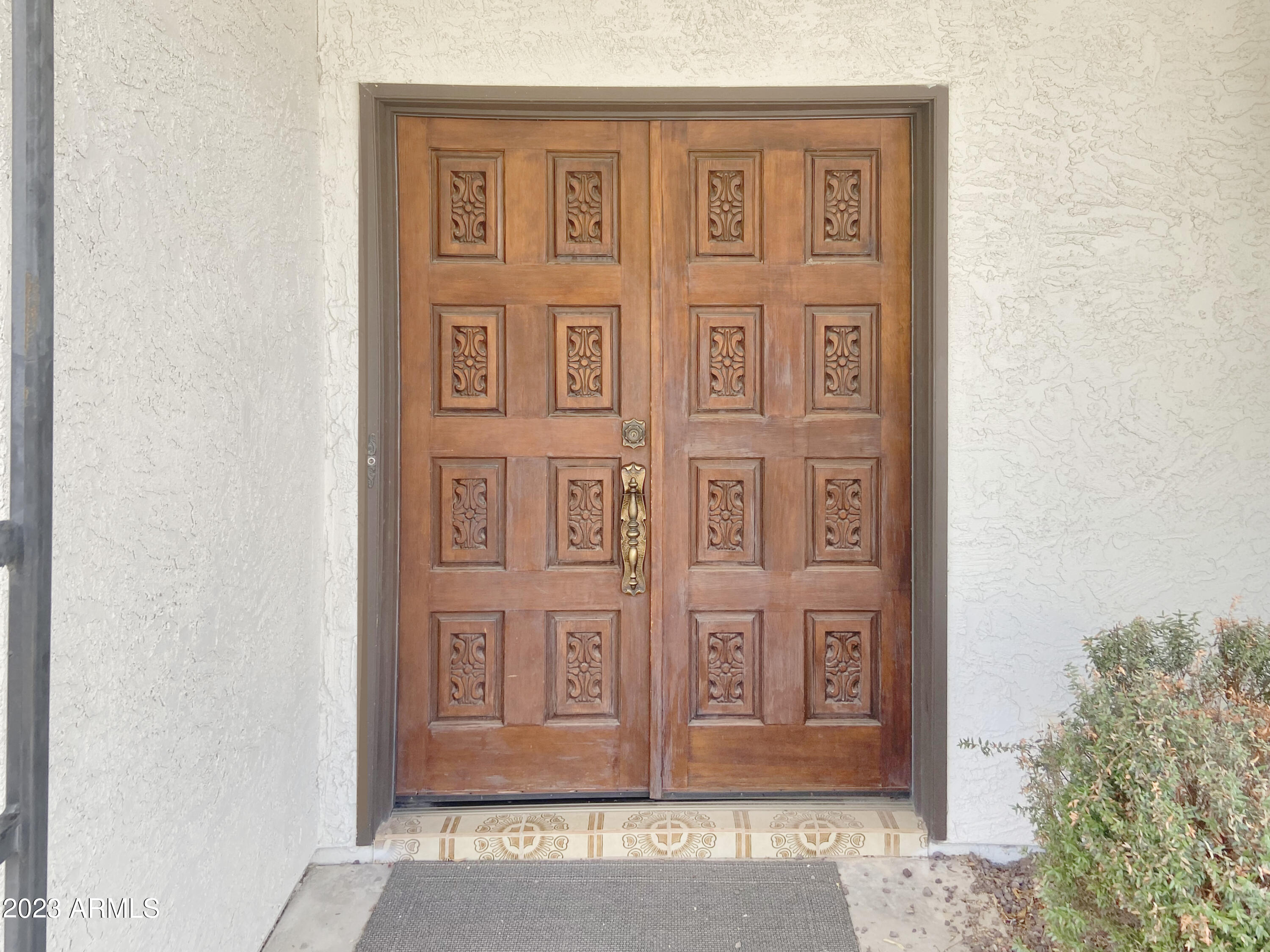 15615 E MUSTANG Drive