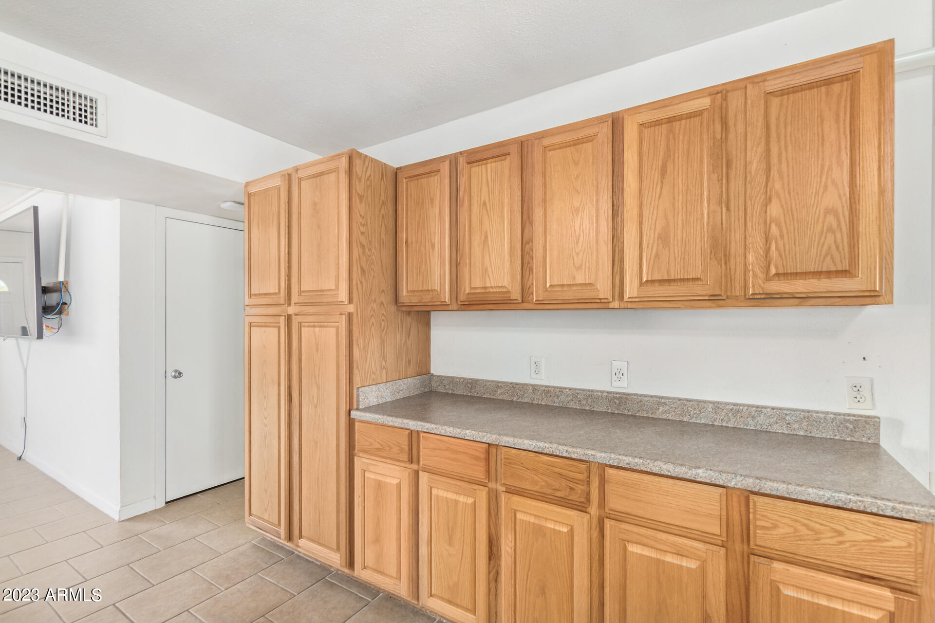 2244 W VILLA RITA Drive