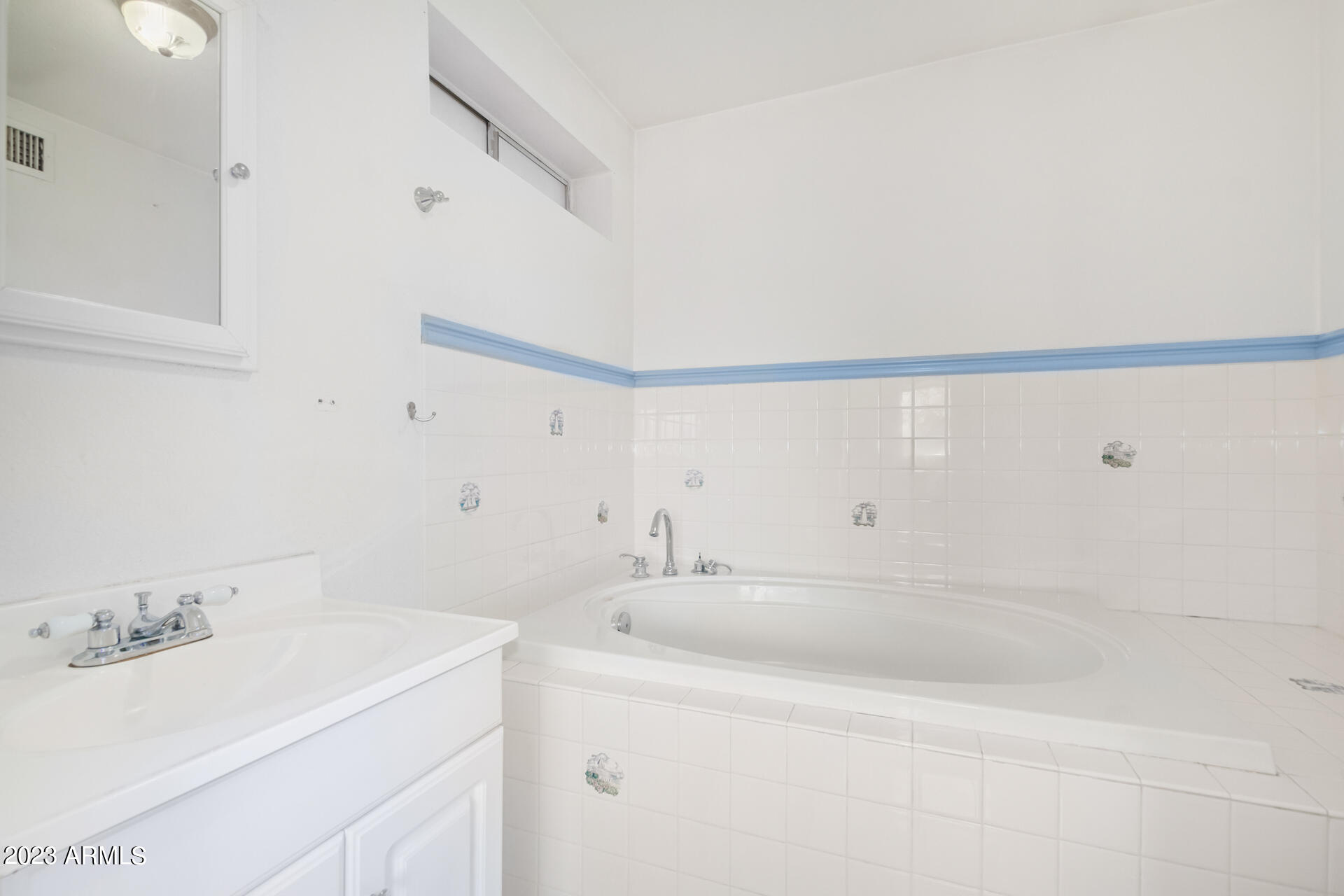2244 W VILLA RITA Drive