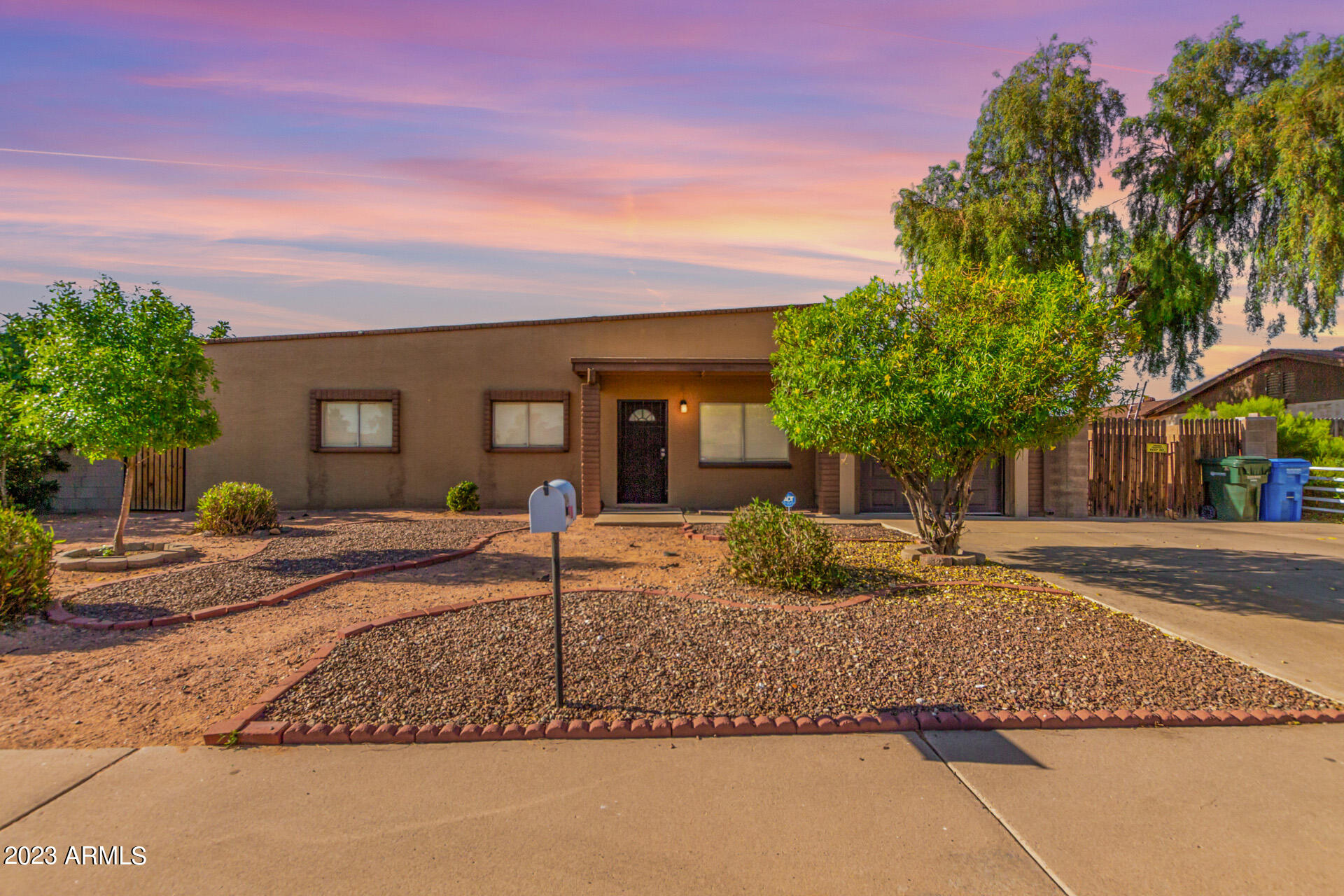 2244 W VILLA RITA Drive