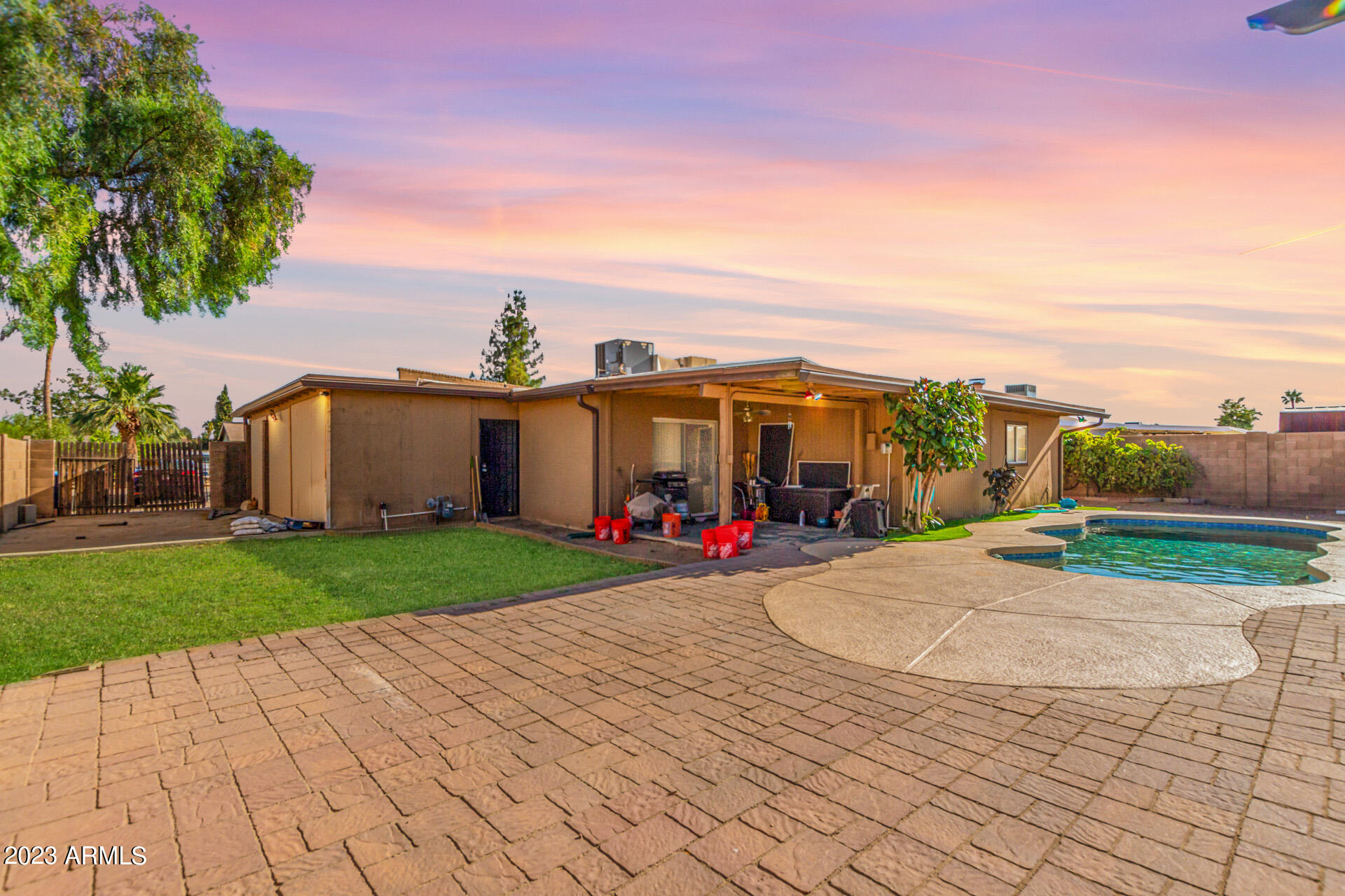 2244 W VILLA RITA Drive