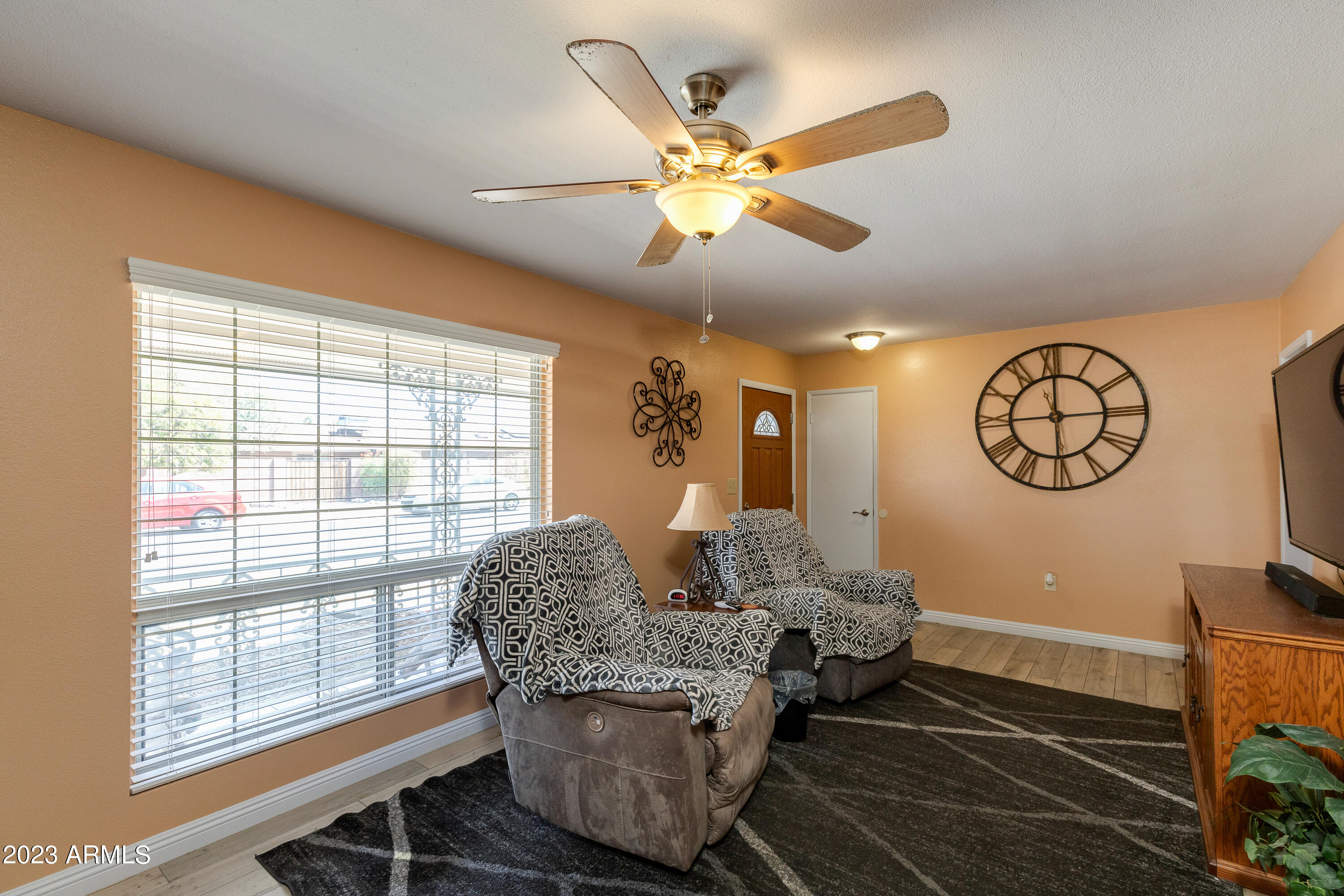 10509 W BOLIVAR Drive