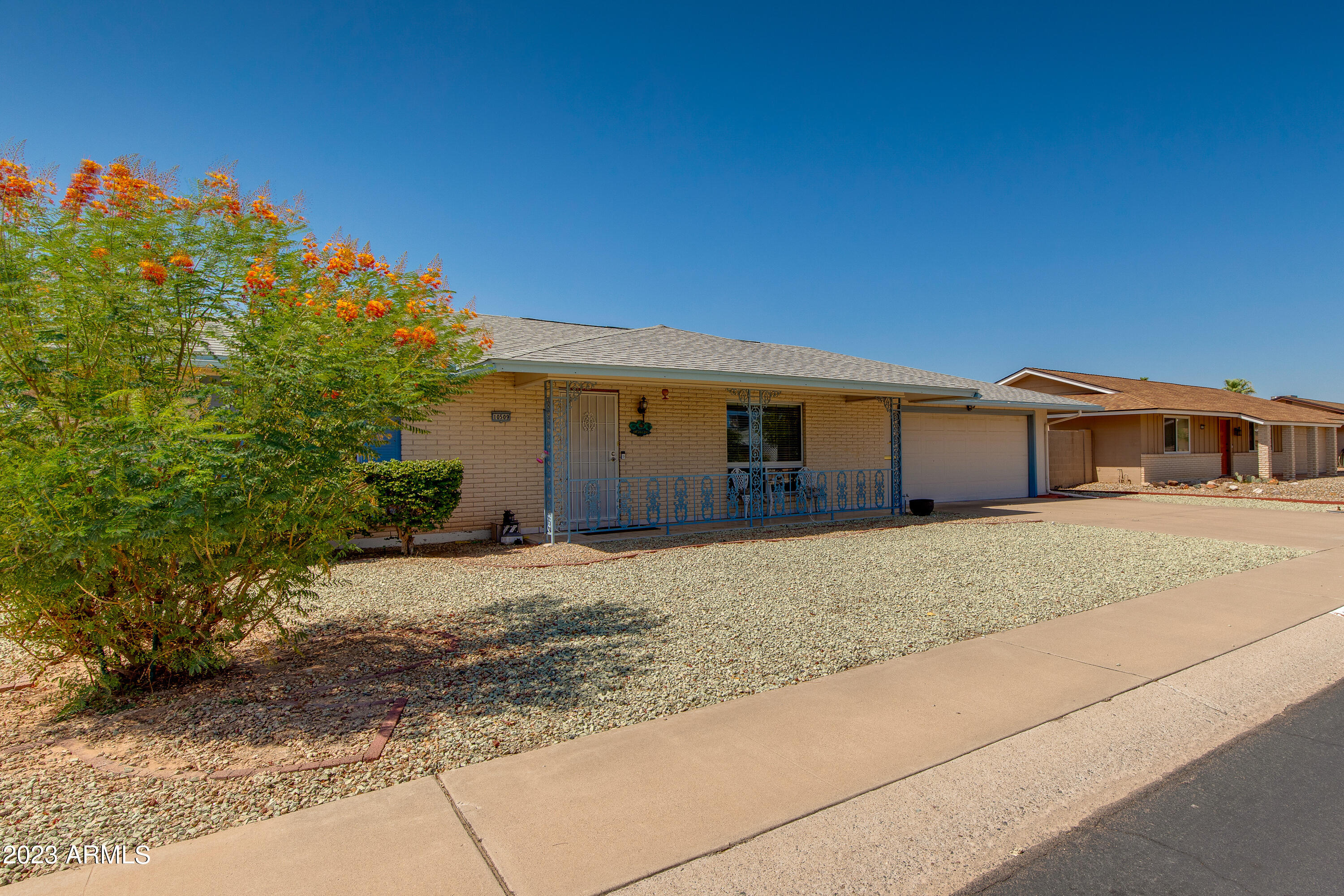 10509 W BOLIVAR Drive
