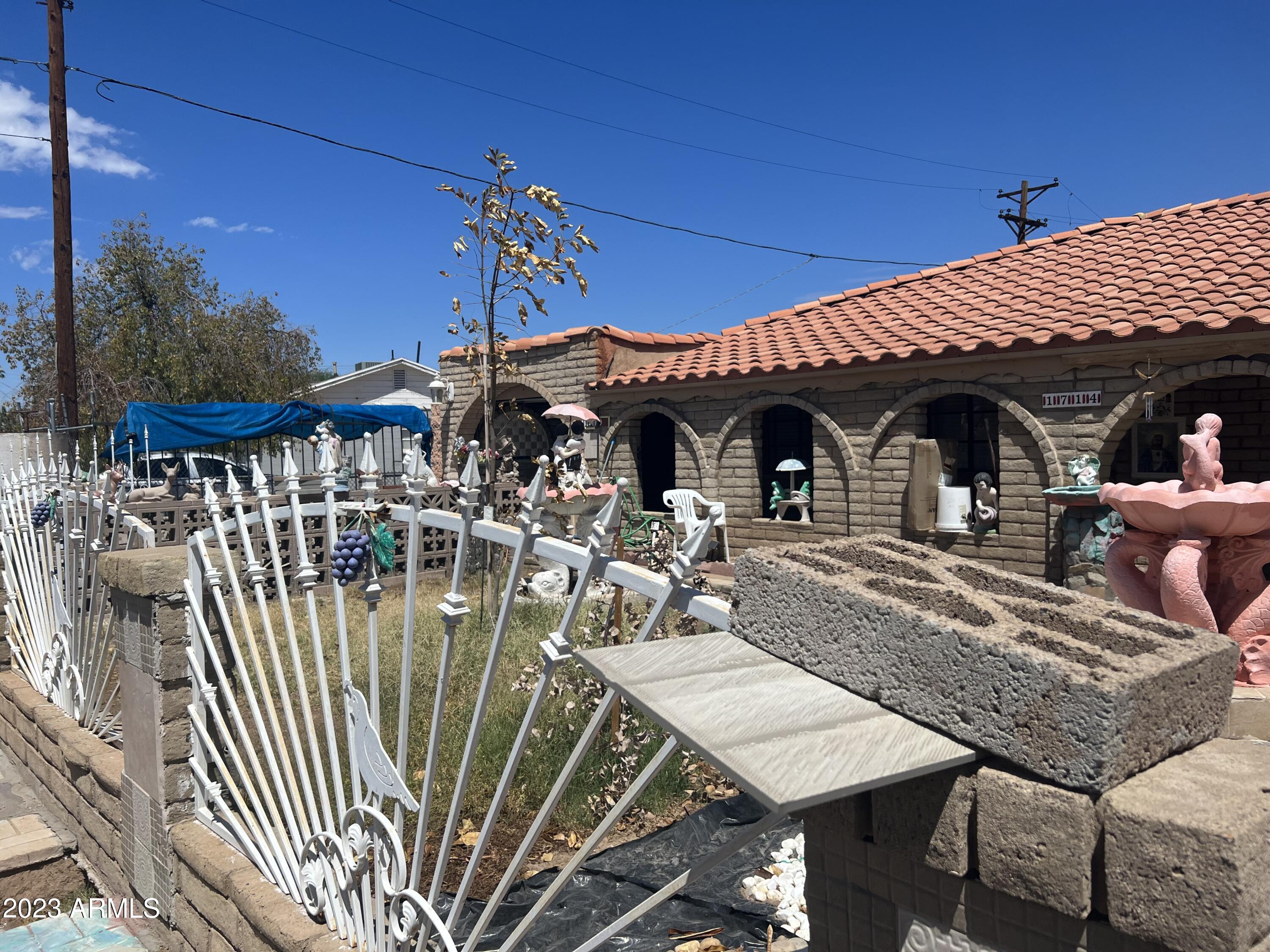 1714 E Pecan Road