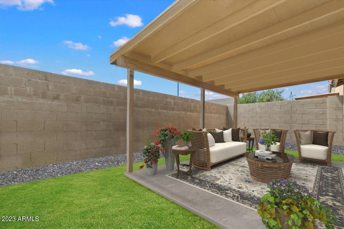 2733 E SCHILIRO Circle