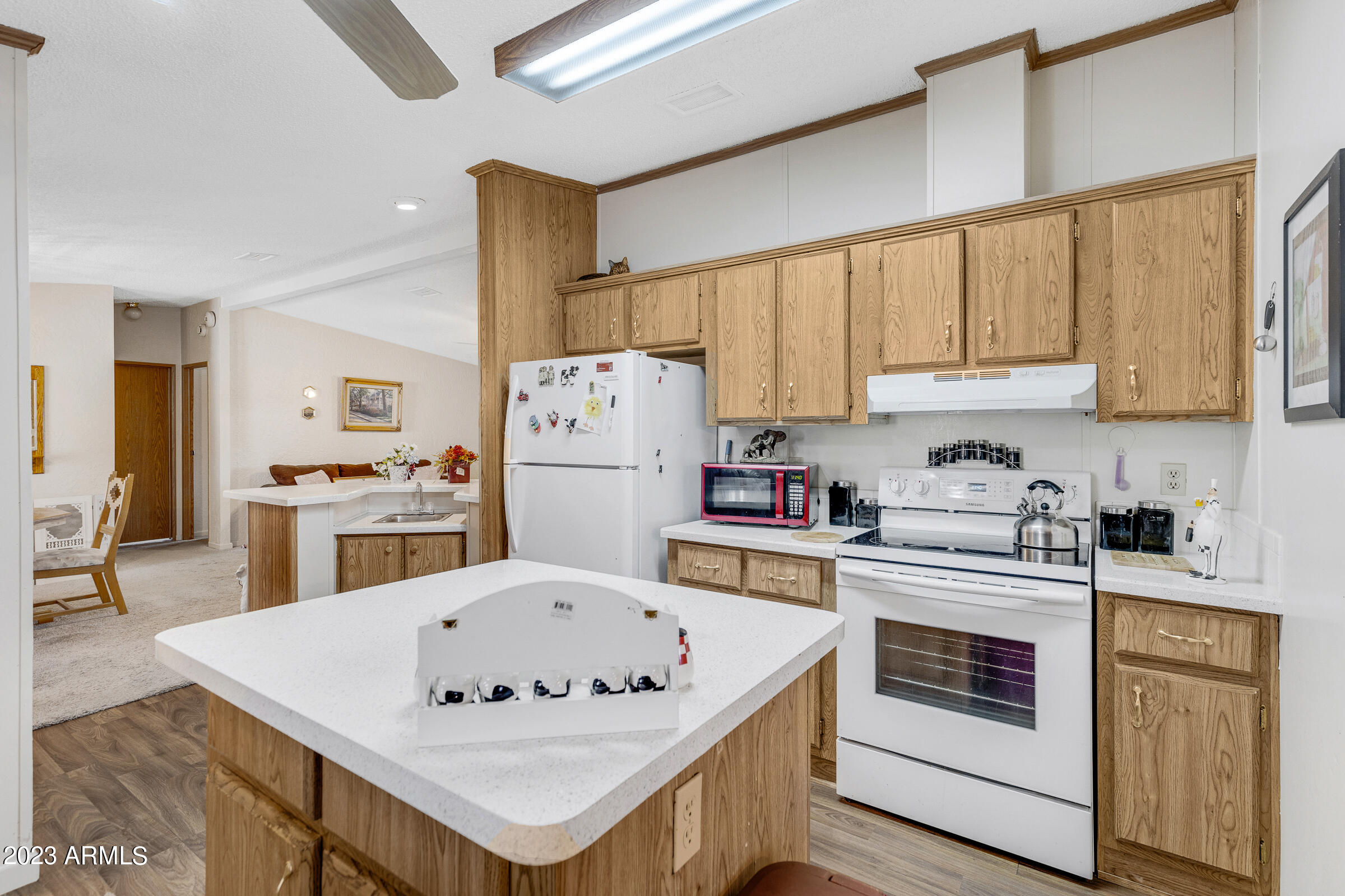 201 S GREENFIELD Road # 19