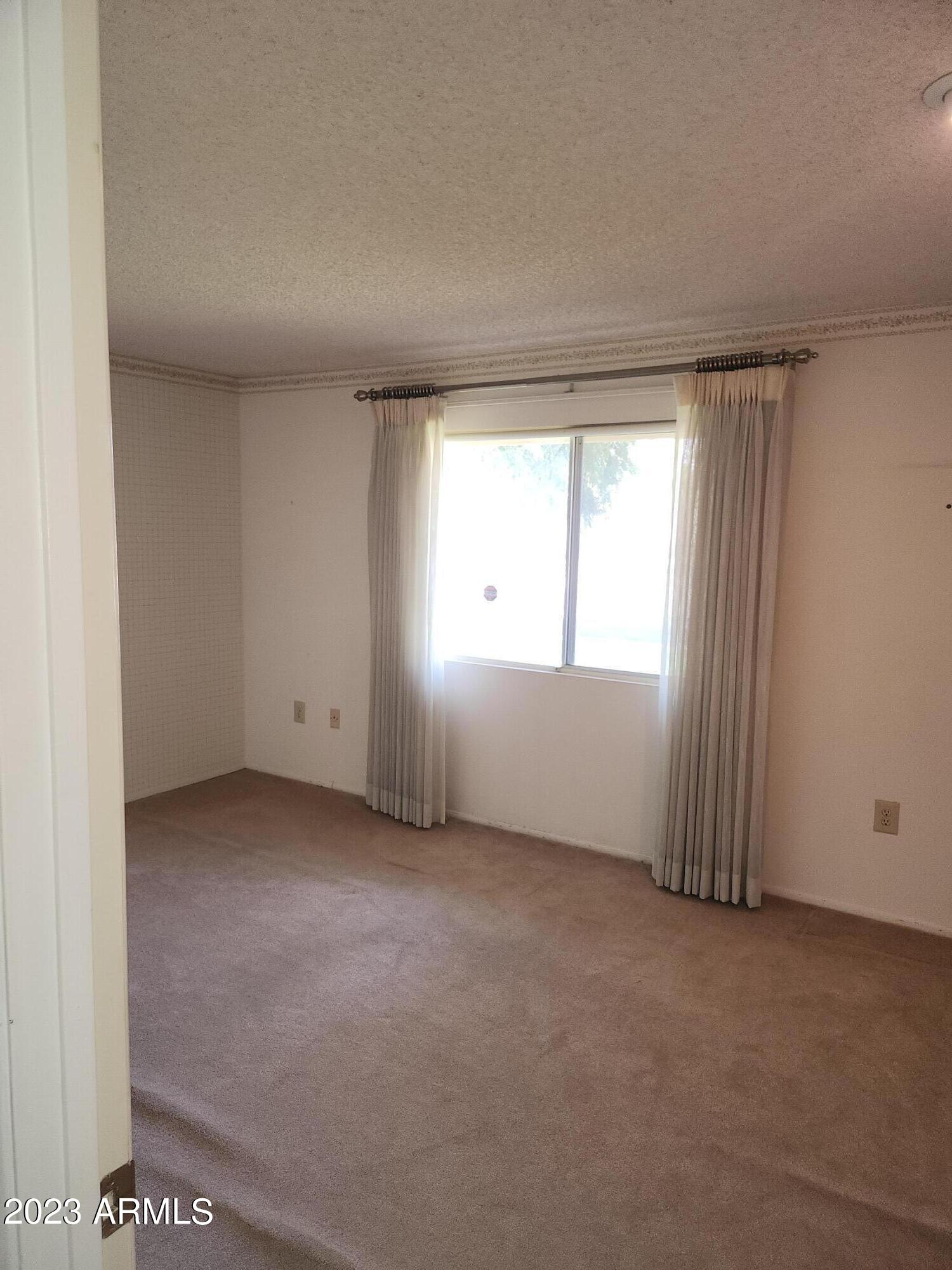 10313 W PRAIRIE HILLS Circle