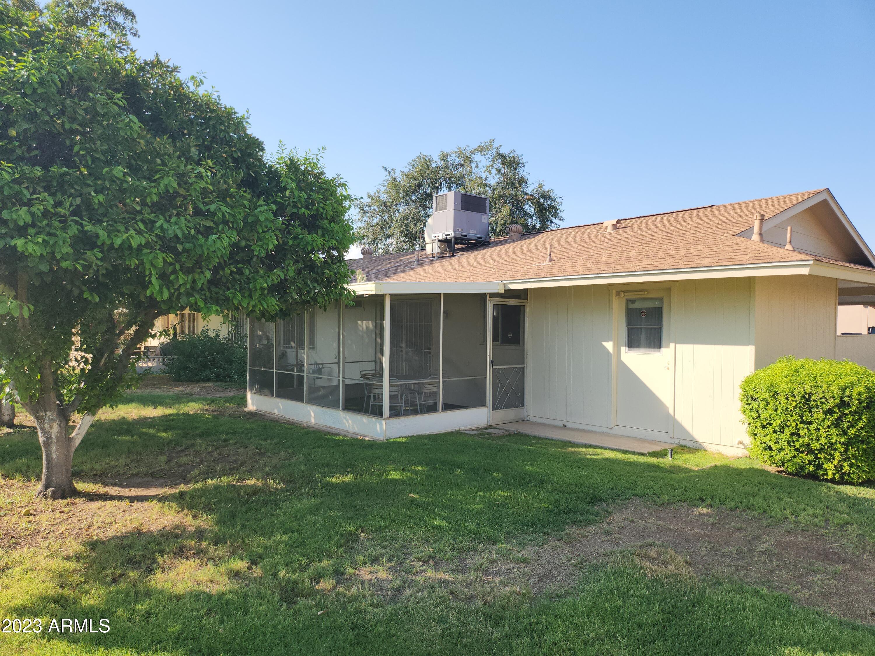 10313 W PRAIRIE HILLS Circle