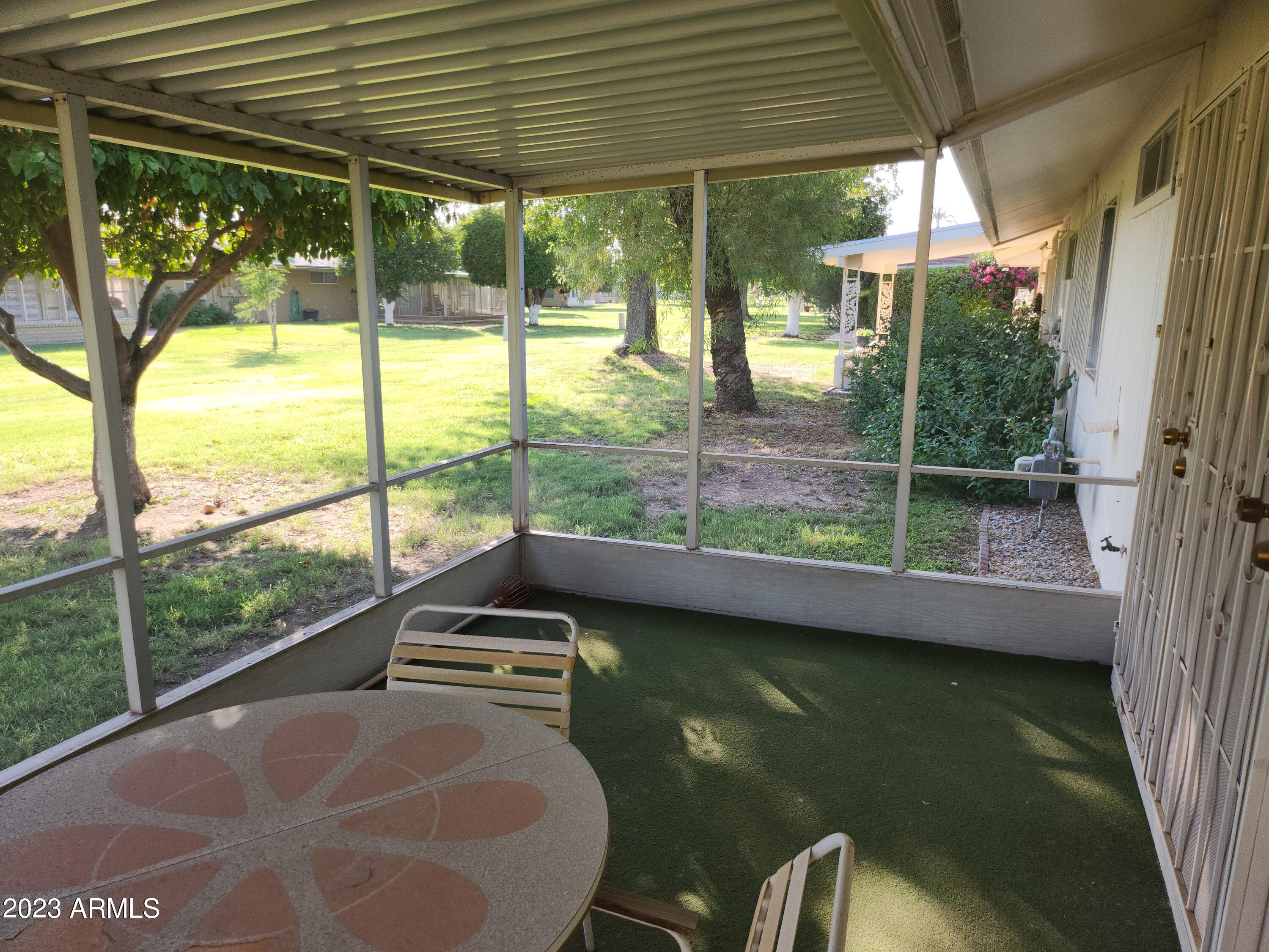 10313 W PRAIRIE HILLS Circle