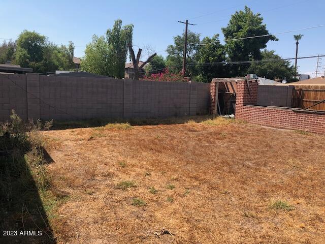 2522 E TURNEY Avenue