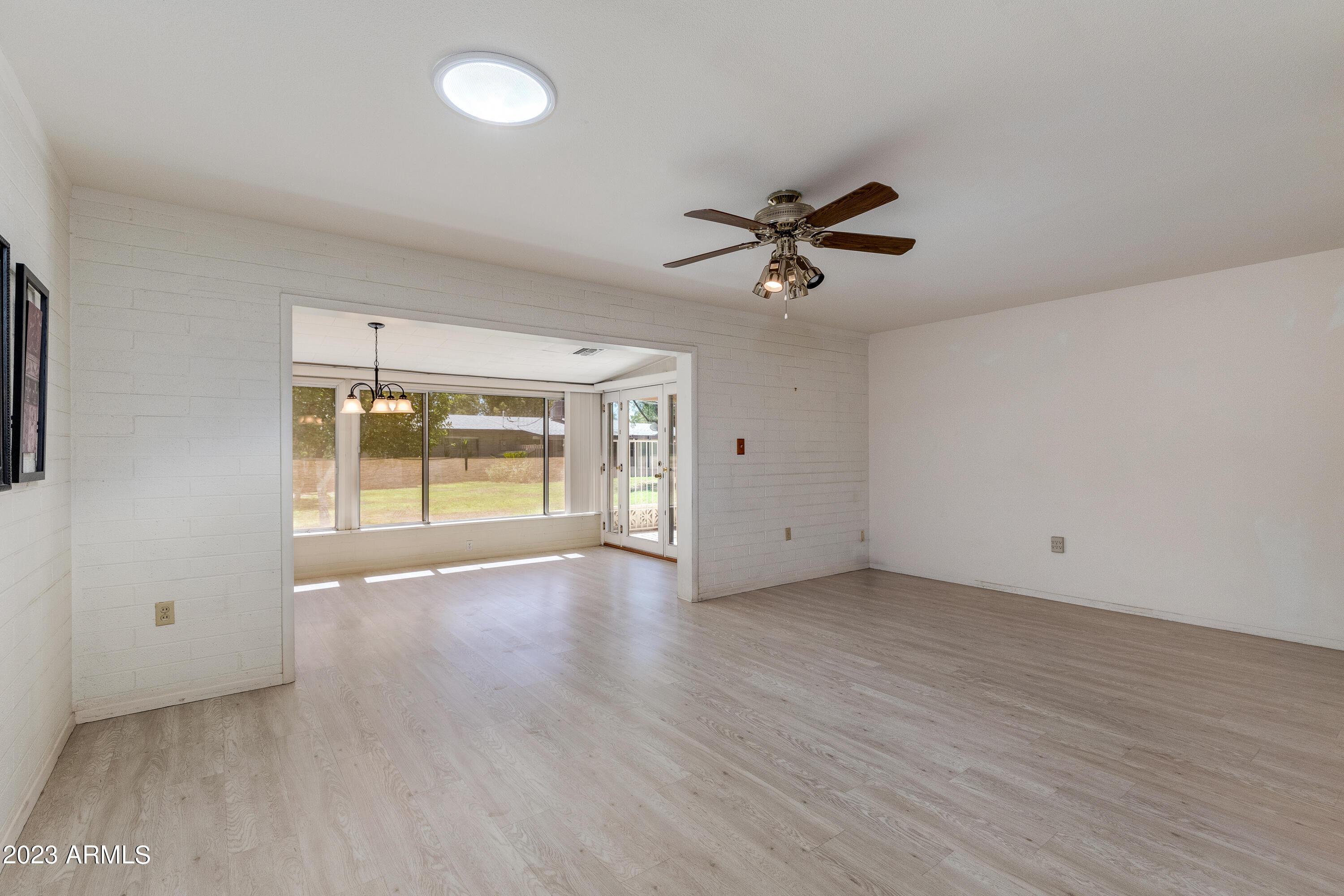 10001 W LAKEVIEW Circle