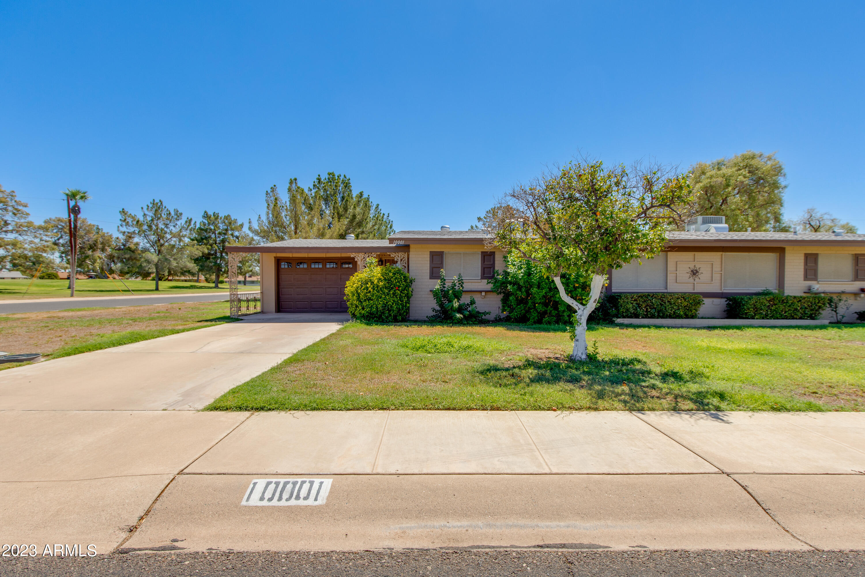 10001 W LAKEVIEW Circle