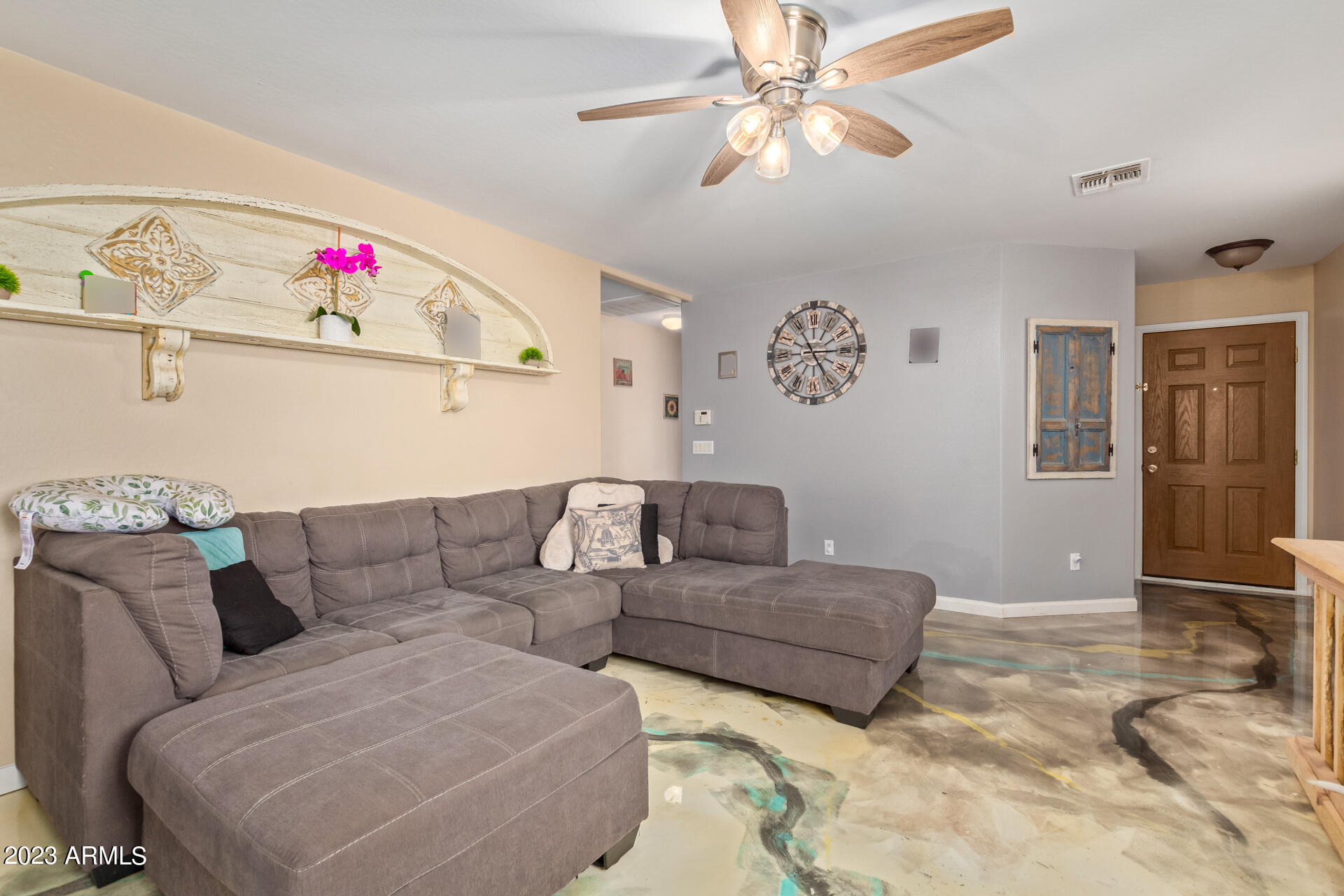 2366 E MEADOW LAND Drive