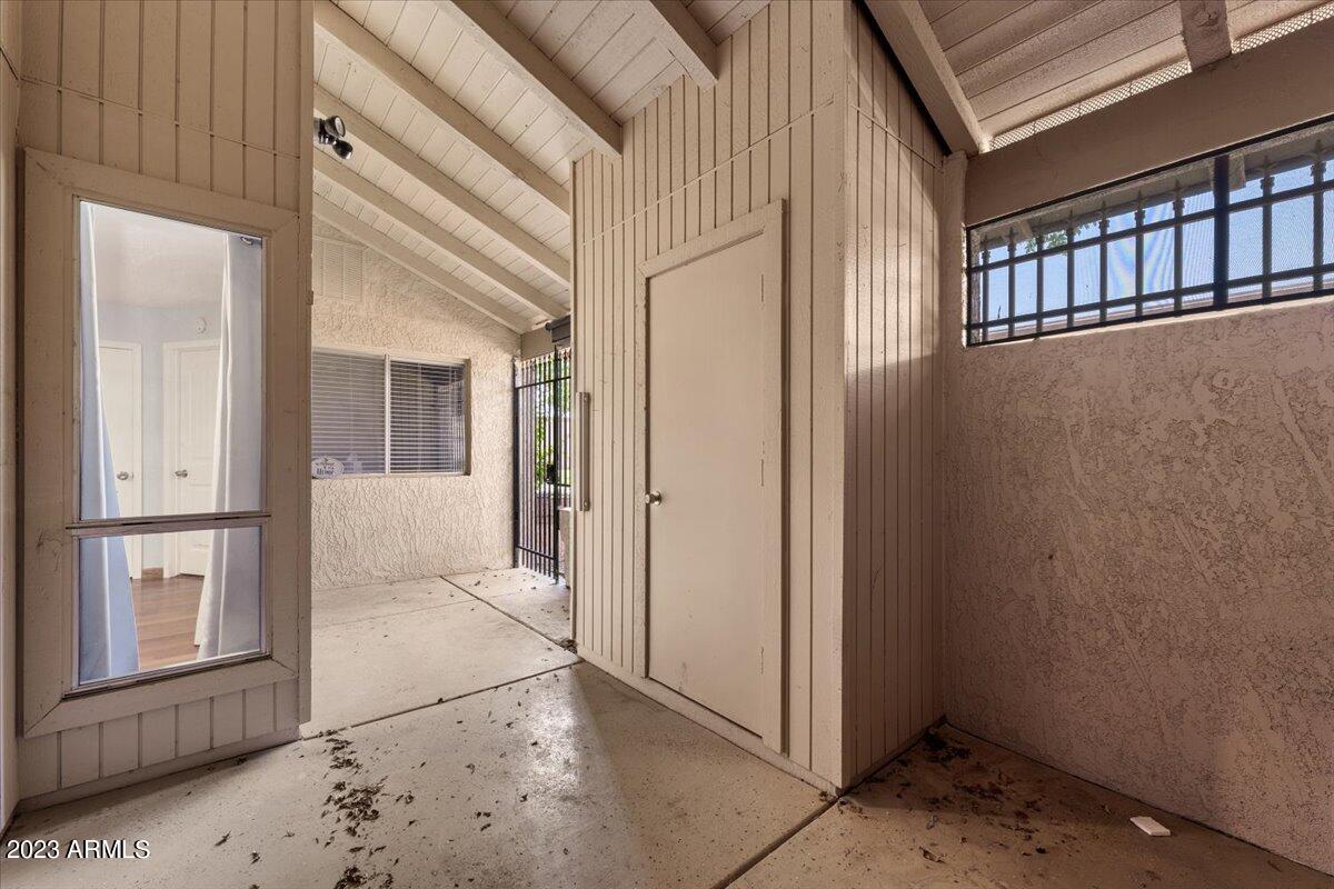 97 N COOPER Road, 82