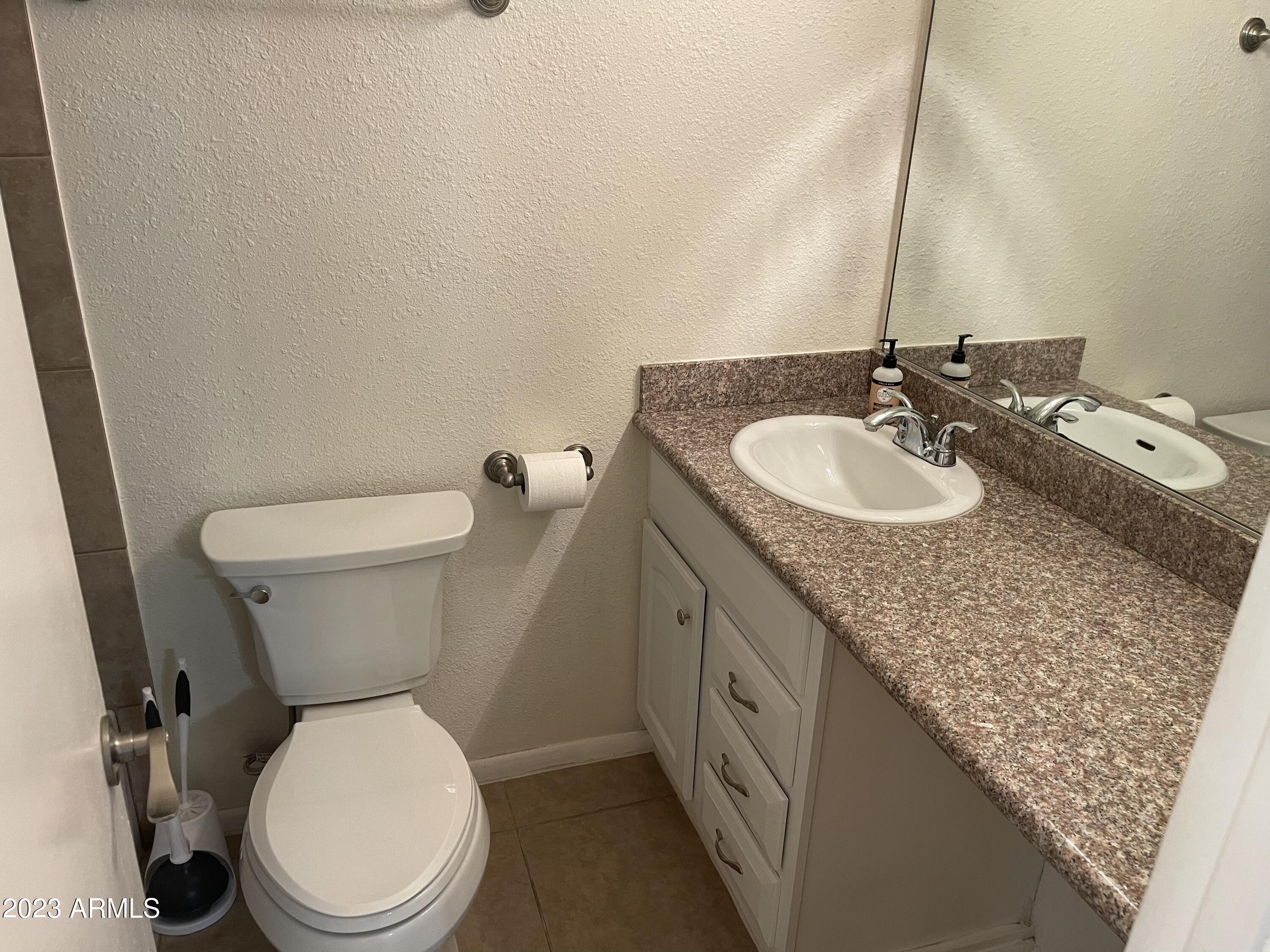 8055 E THOMAS Road # K103