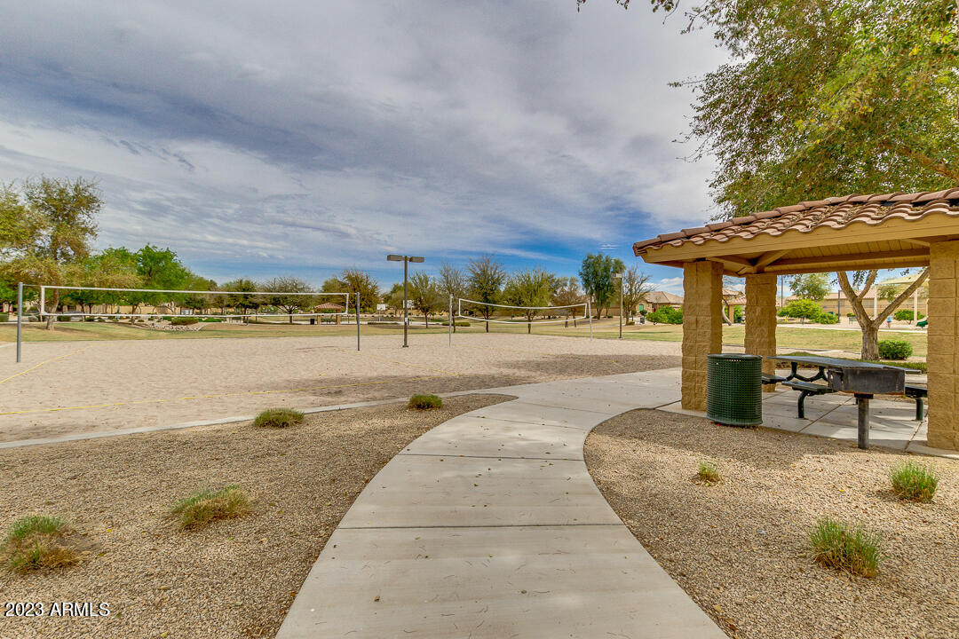 3719 E JAGUAR Avenue