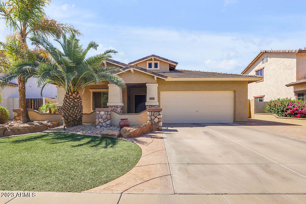 3719 E JAGUAR Avenue