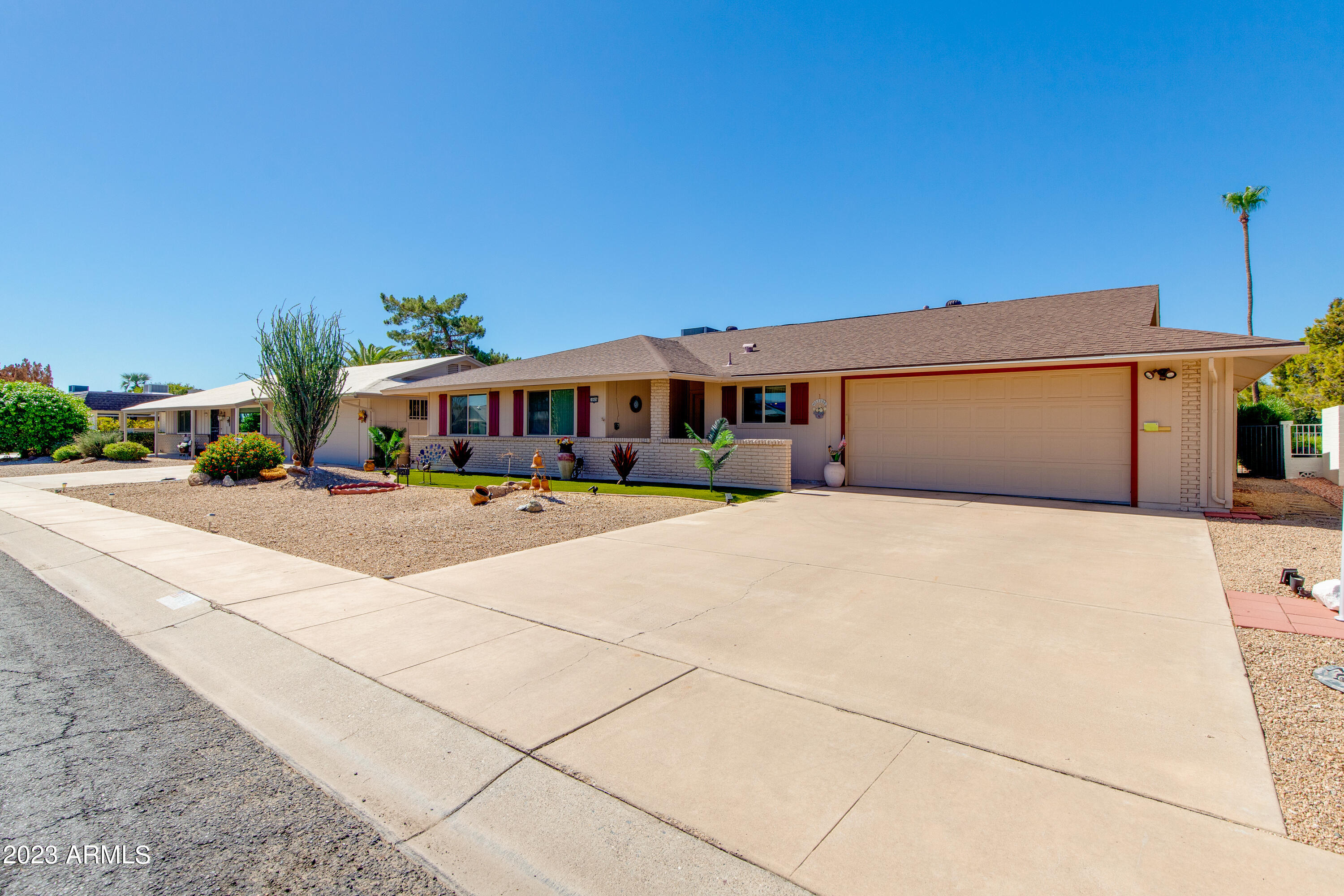 10926 W TROPICANA Circle