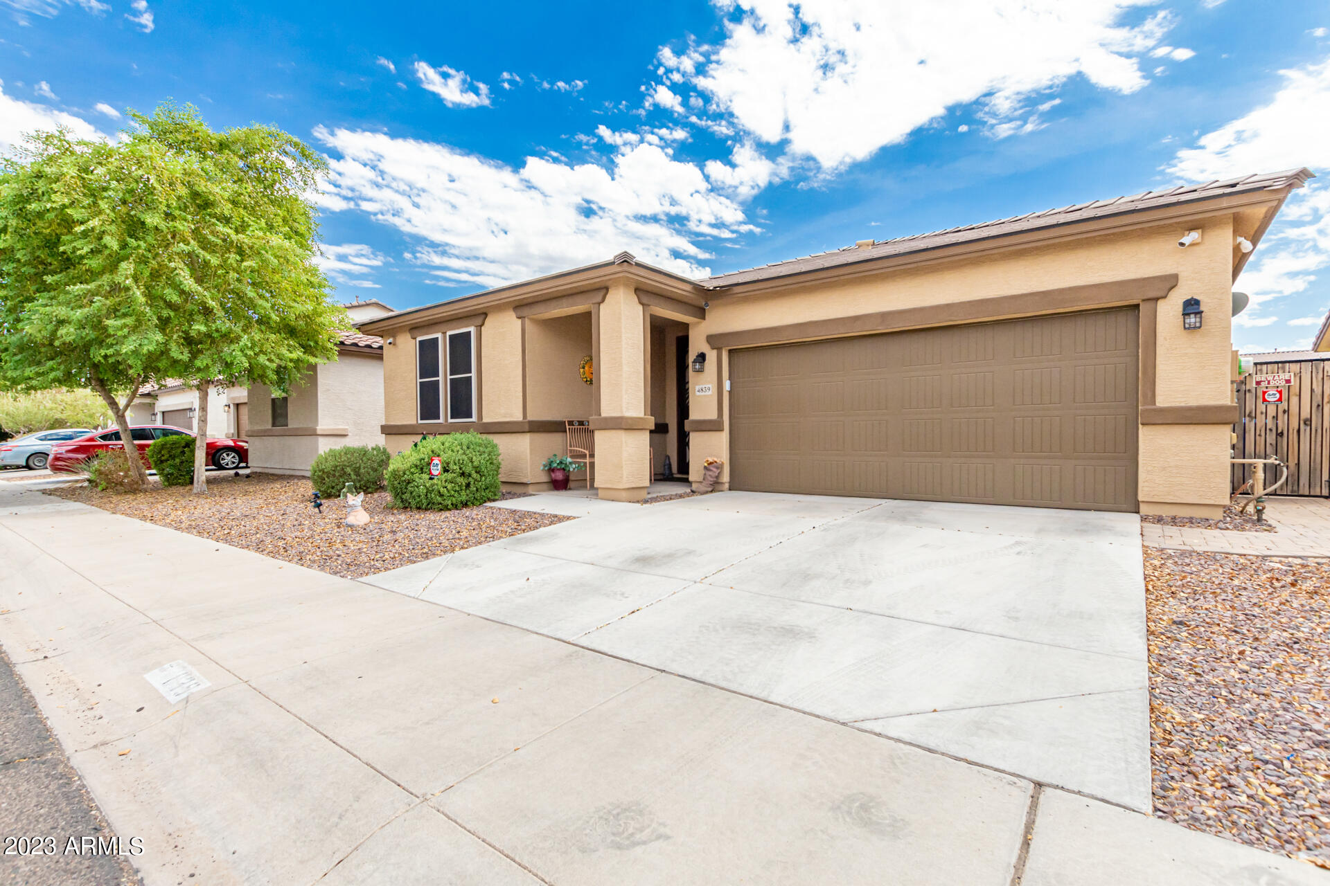 4839 W ST CATHERINE Avenue