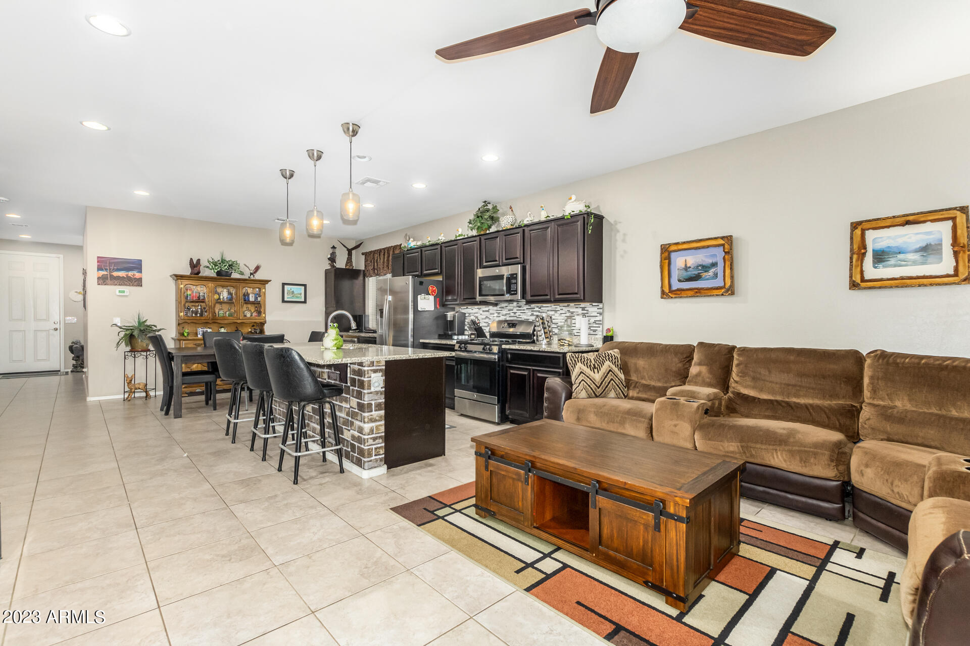 4839 W ST CATHERINE Avenue