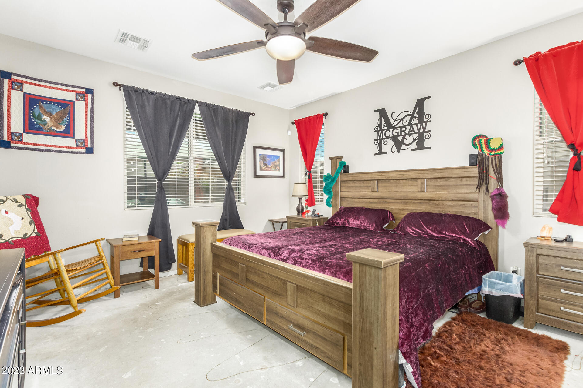 4839 W ST CATHERINE Avenue