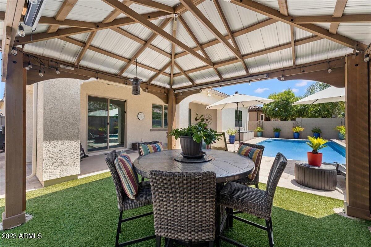 19511 E STRAWBERRY Drive
