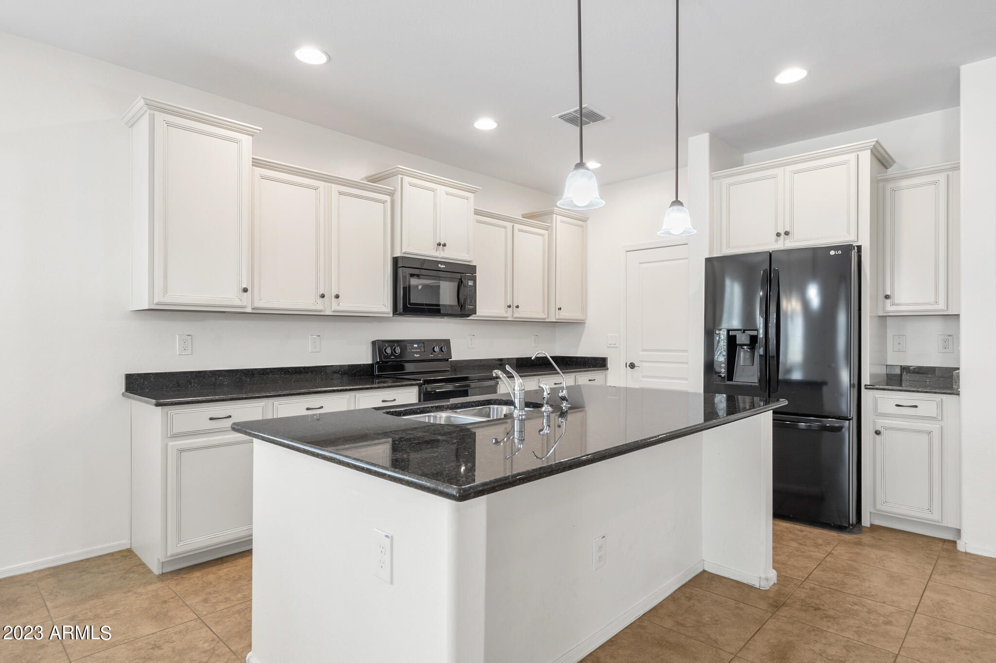 22684 W ANTELOPE Trail