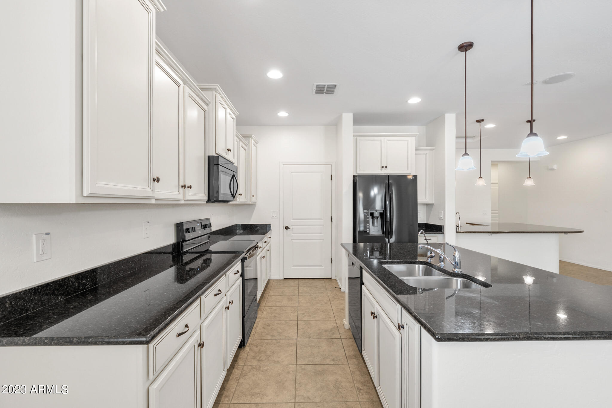 22684 W ANTELOPE Trail