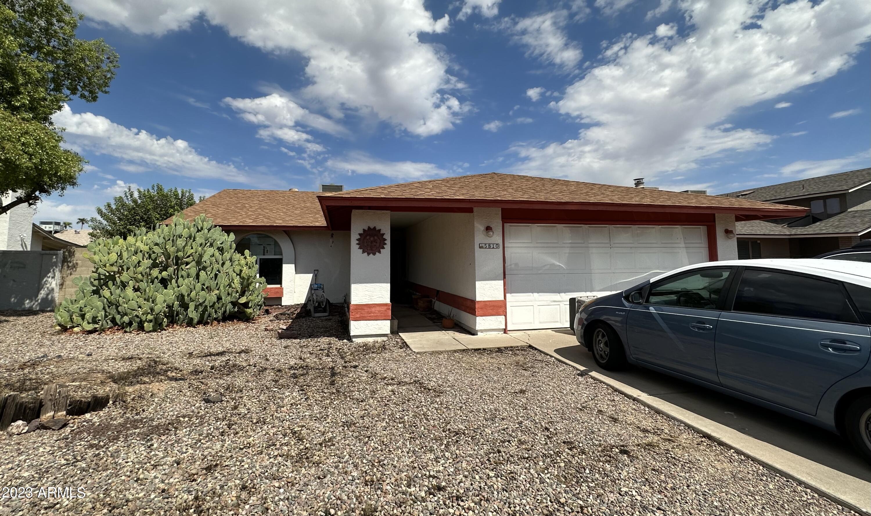 5810 W ANGELA Drive