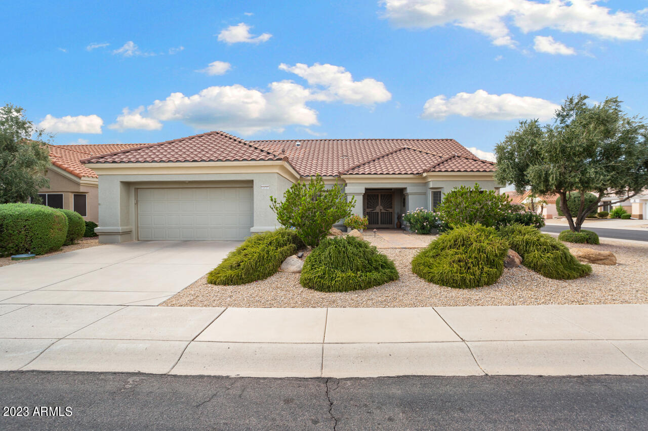 13737 W Robertson Drive