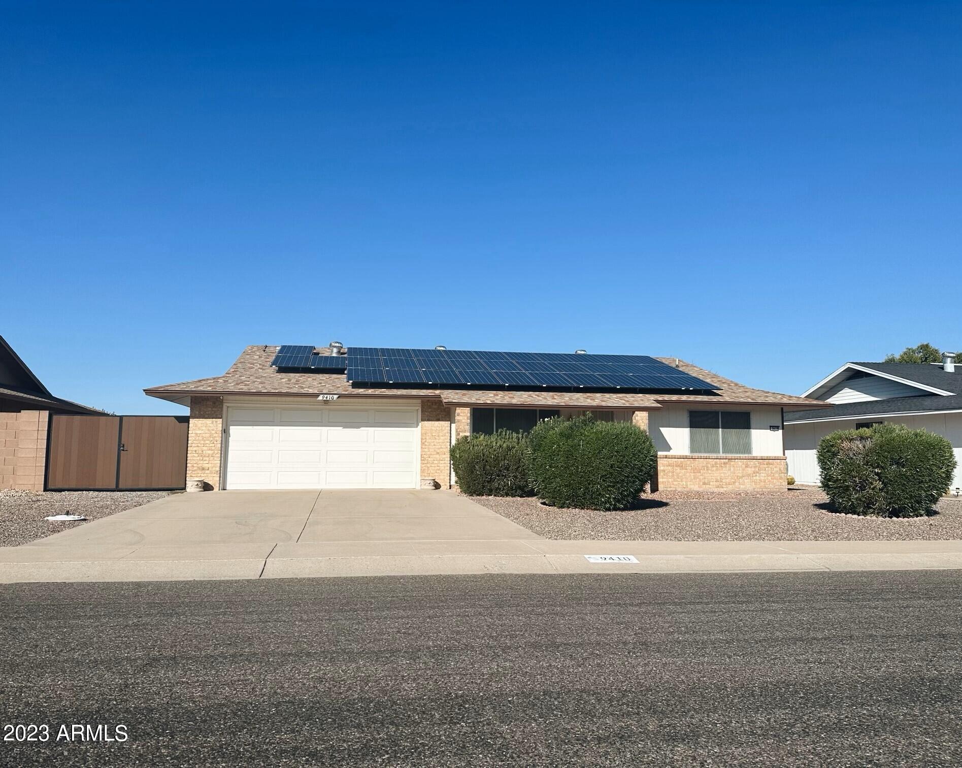 9410 W WILLOWBROOK Drive