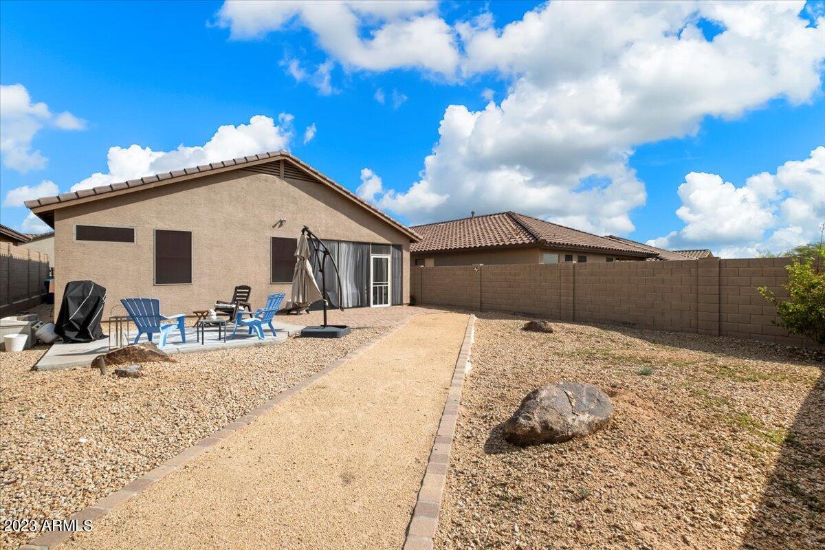 40808 N TRAILHEAD Way