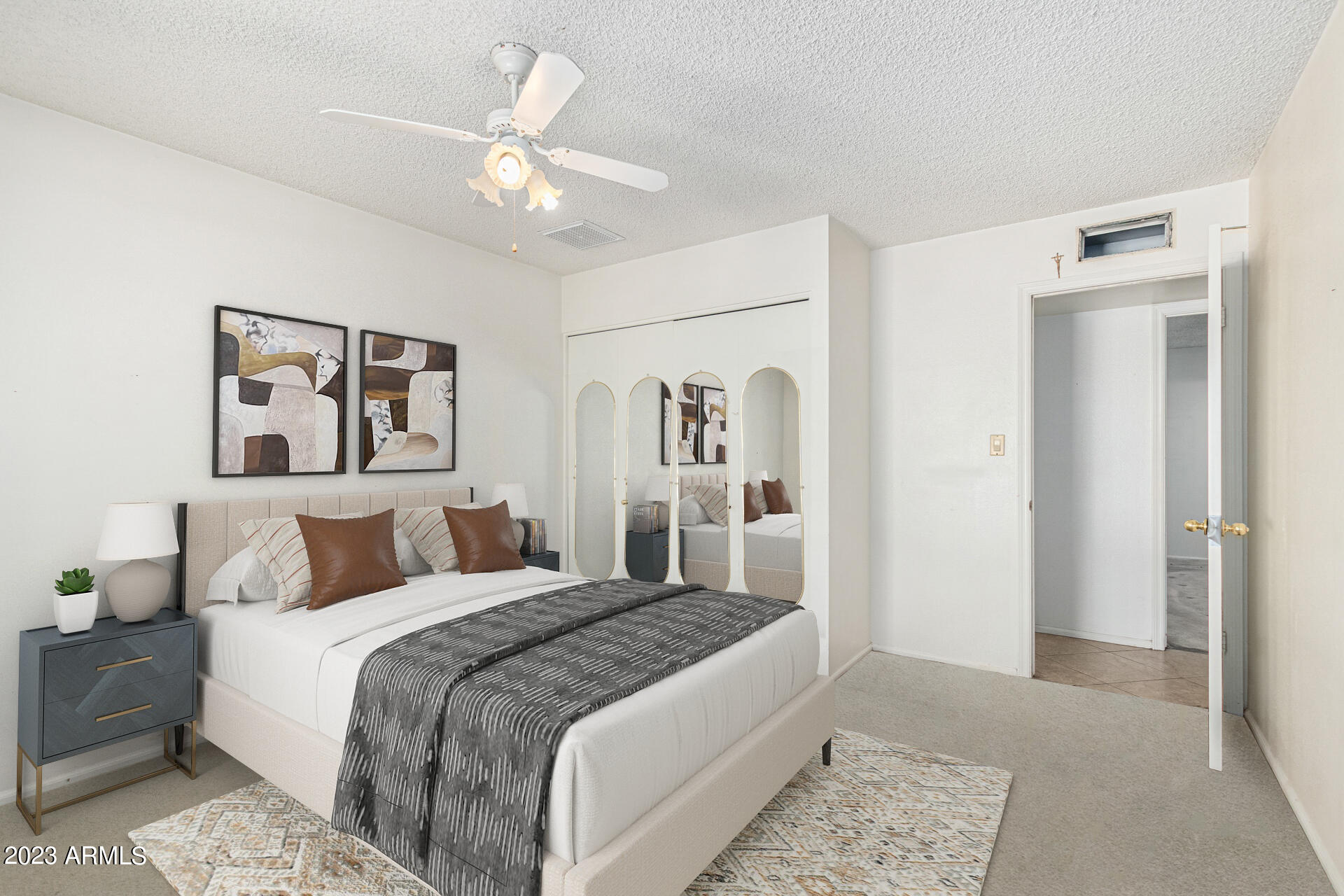 2153 E APOLLO Avenue