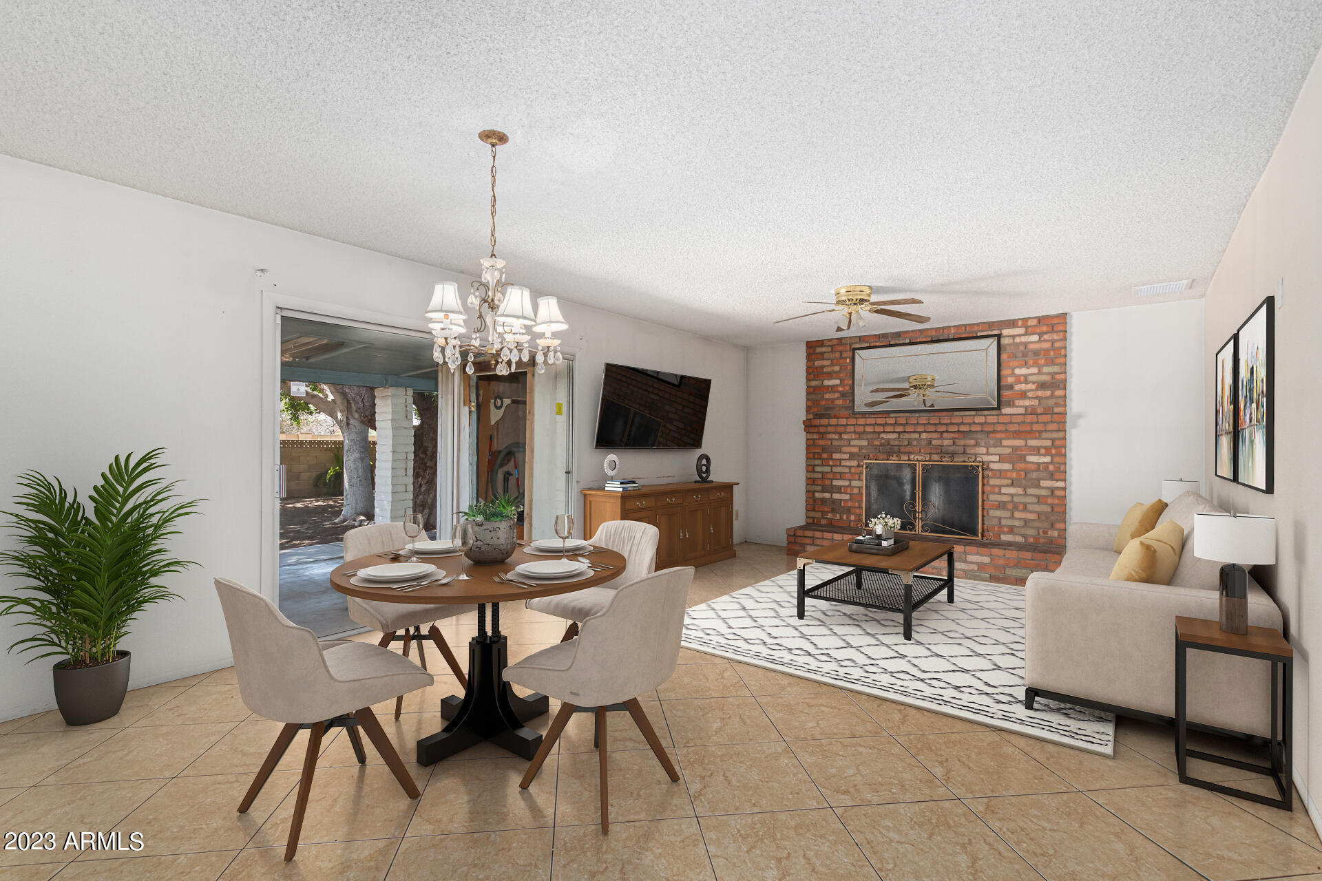 2153 E APOLLO Avenue