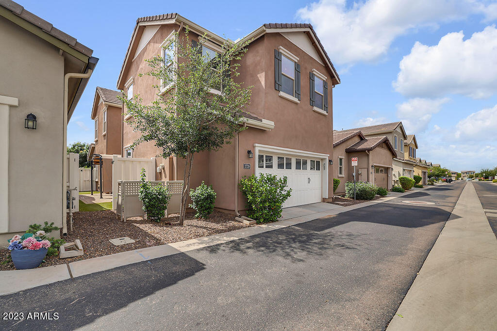 3739 E STILES Lane