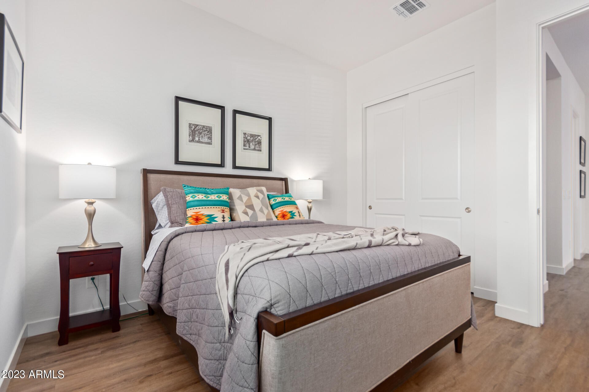 1461 E SAN CARLOS Way