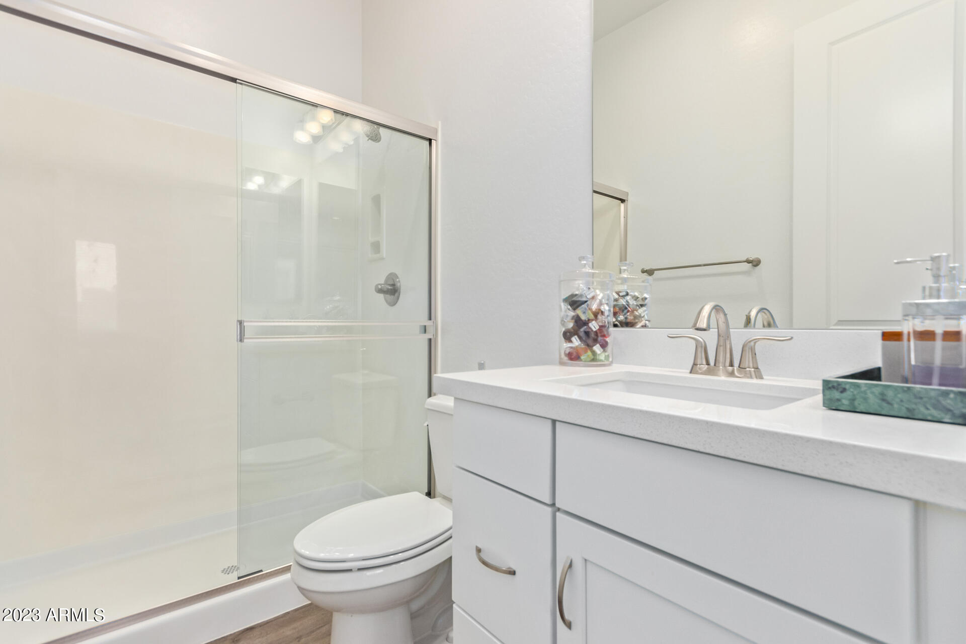 1461 E SAN CARLOS Way