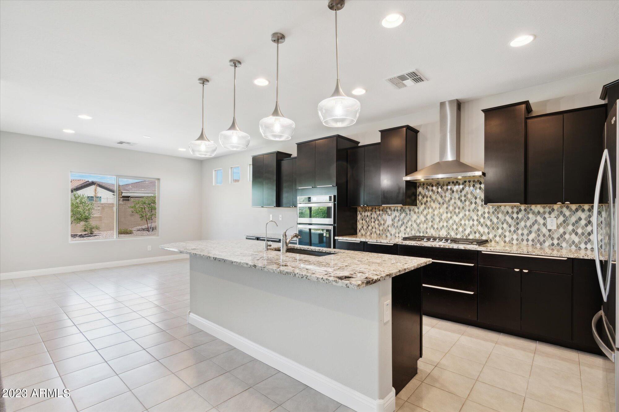 5766 W SARATOGA Court